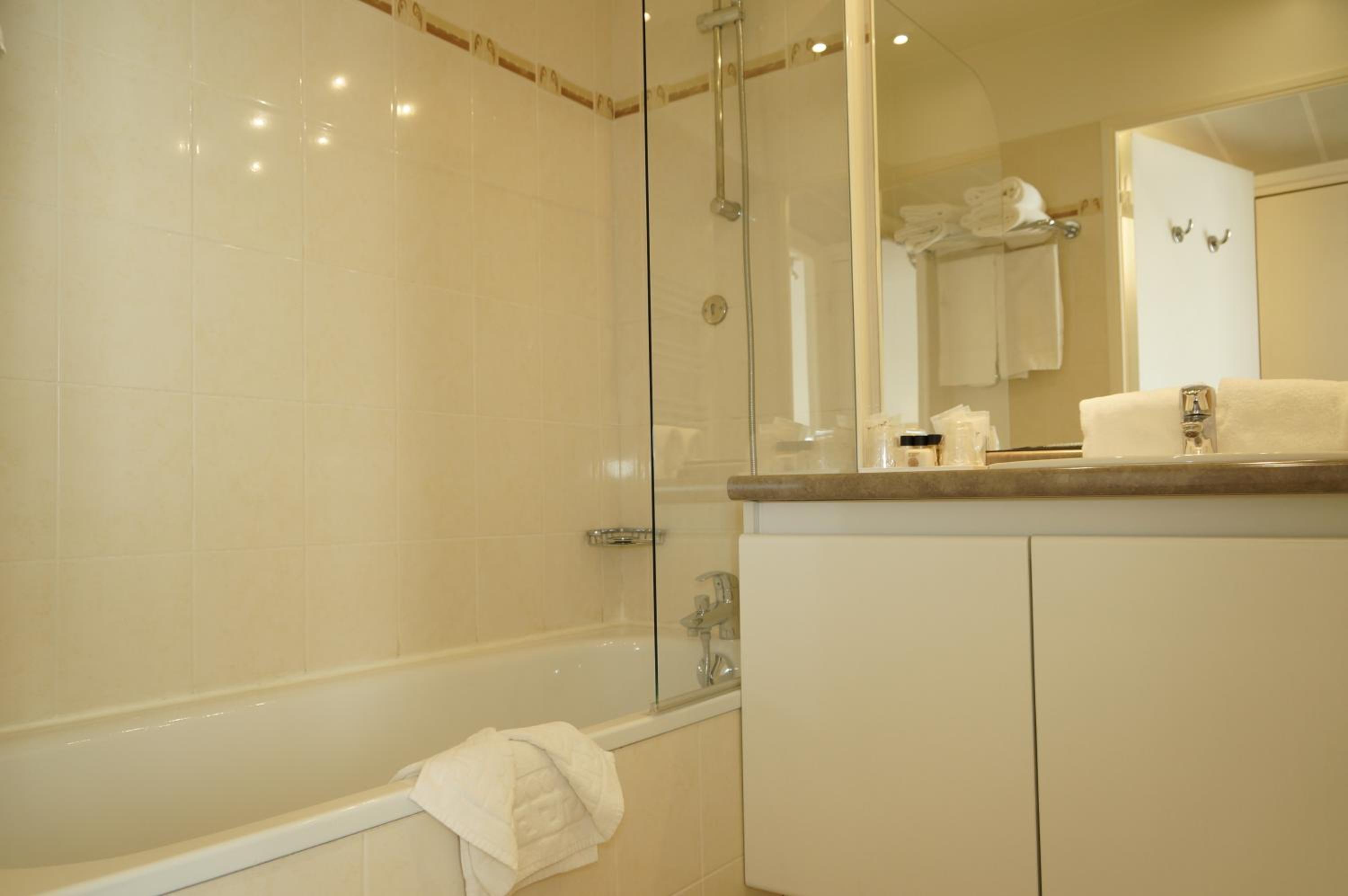 Studio (2 Adults) - Photo 5