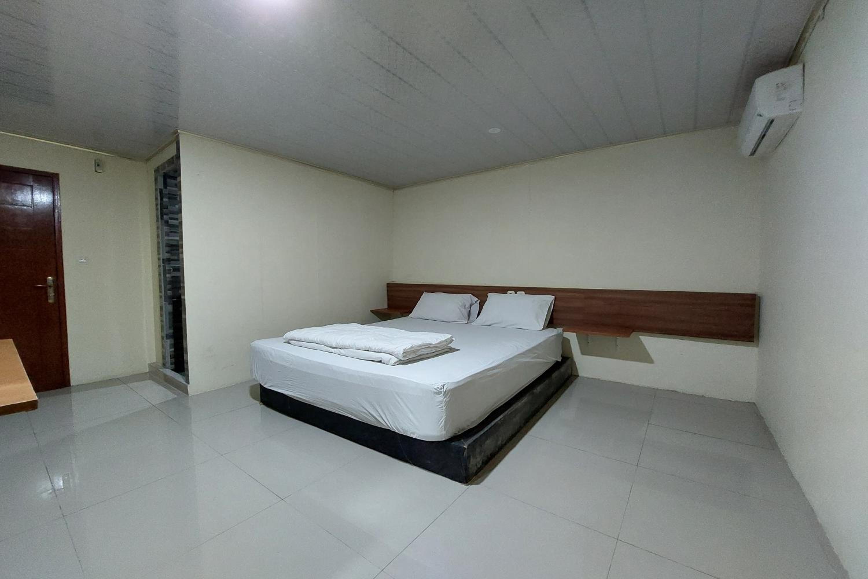 Standard Double Room - Photo 3