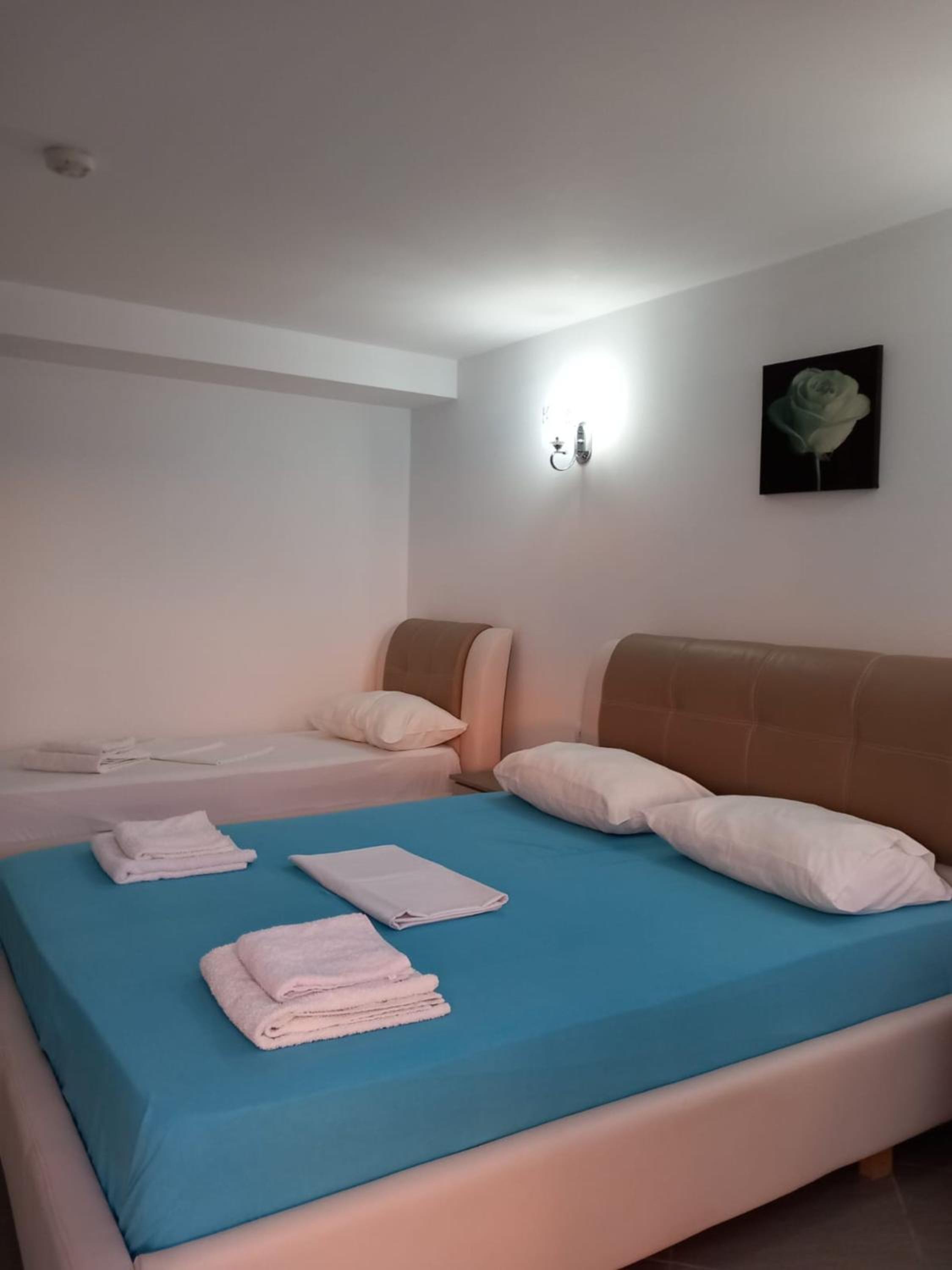 Standard Triple Room photo 2