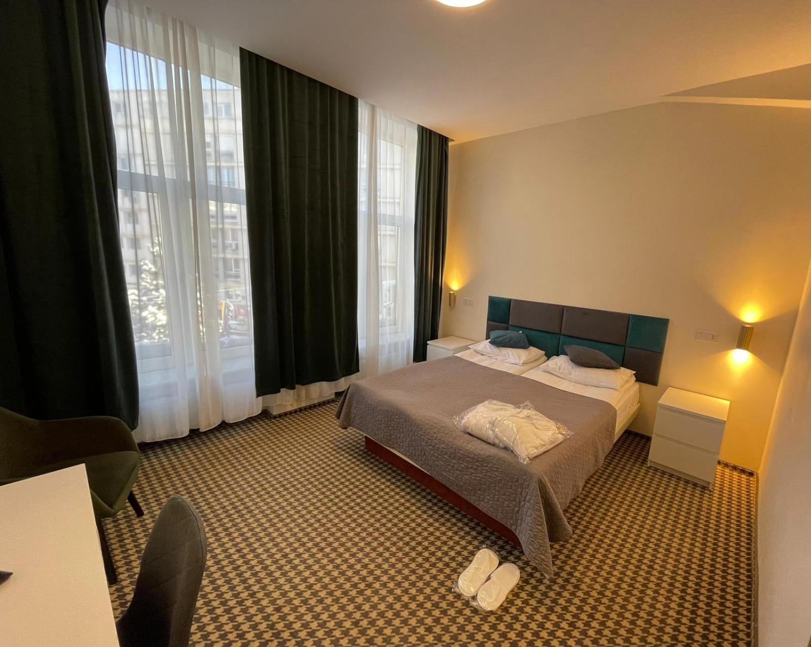 Superior King Room - Photo 1