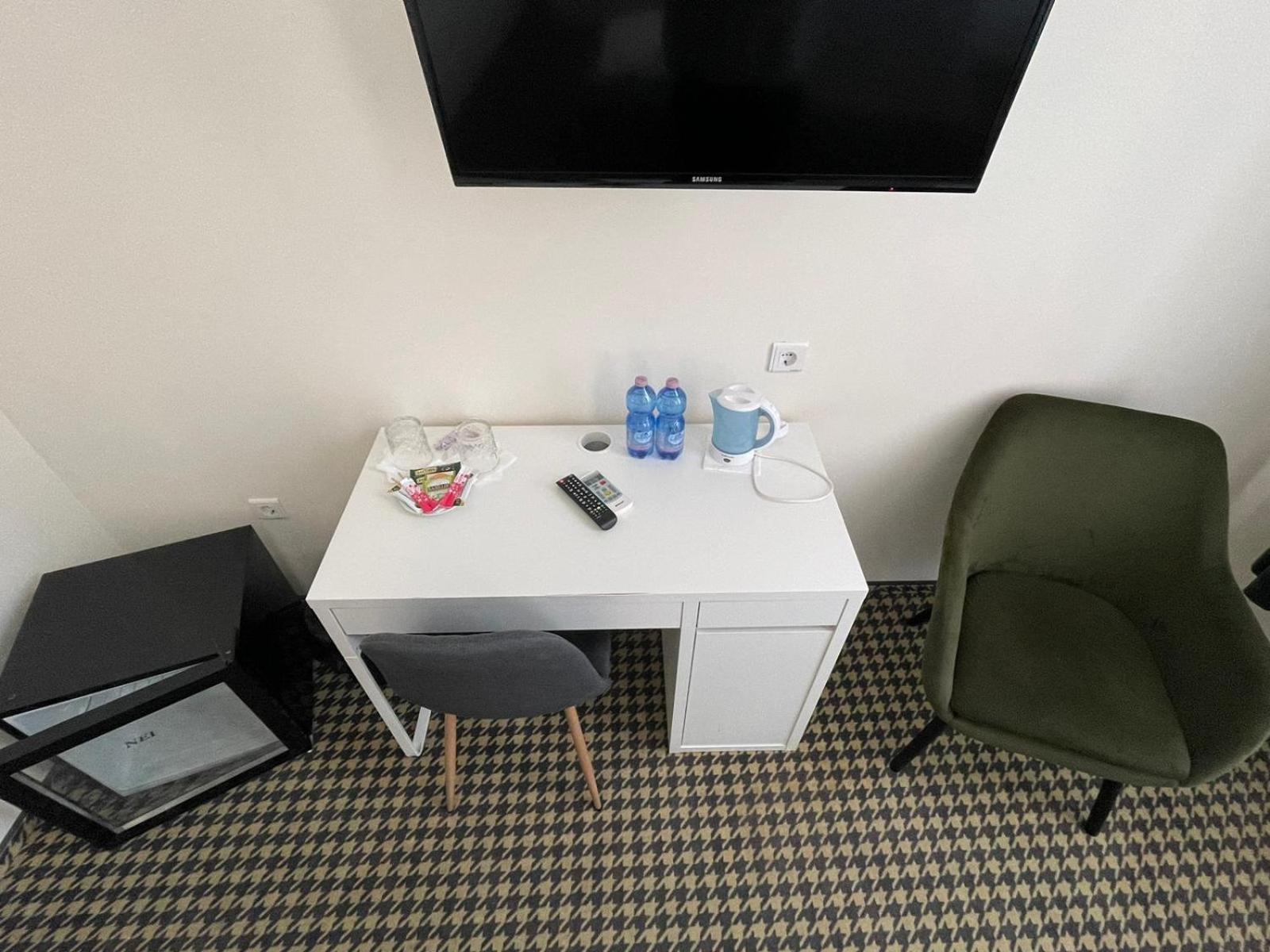 Superior King Room - Photo 6
