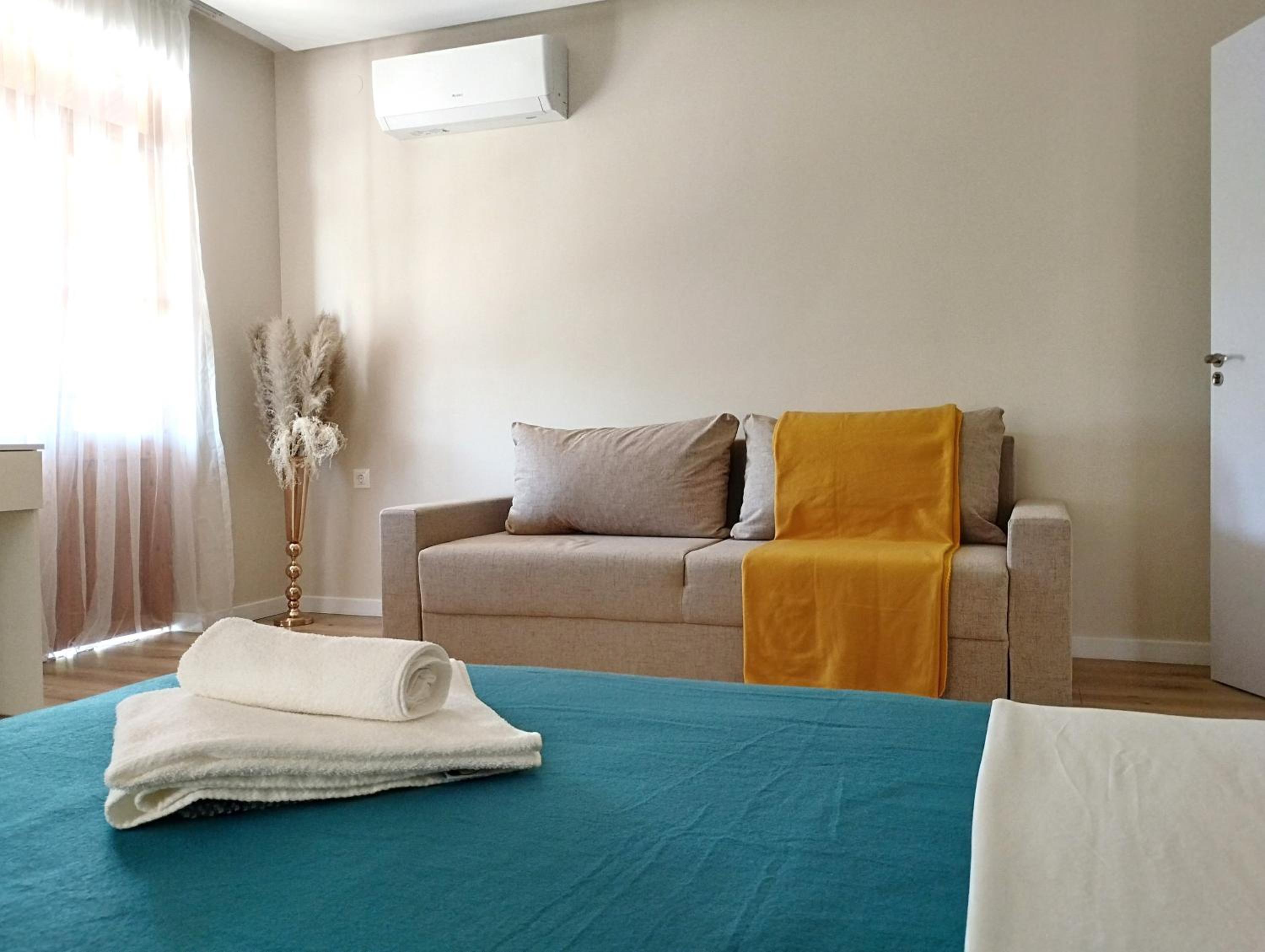 Three-Bedroom Villa photo 1
