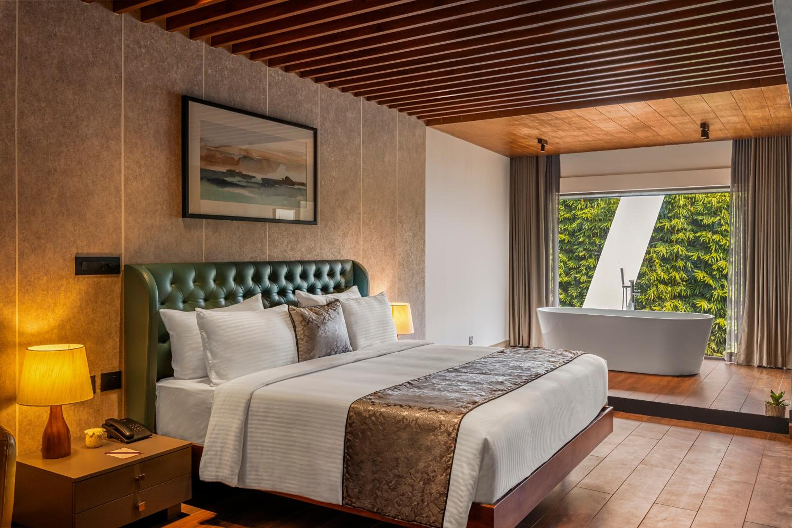 River View Presidential Suite With Balcony photo 2