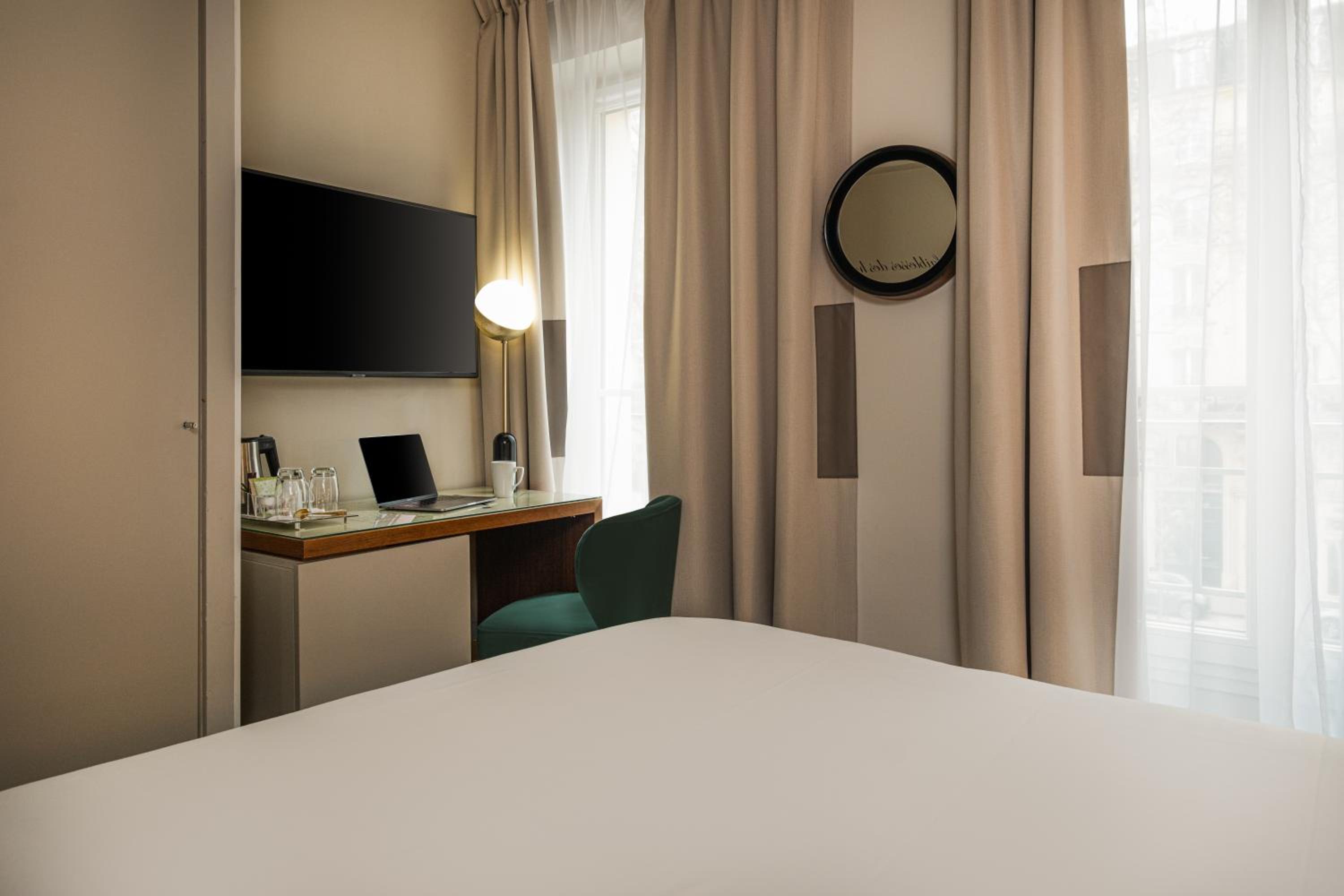 Classic Double Room