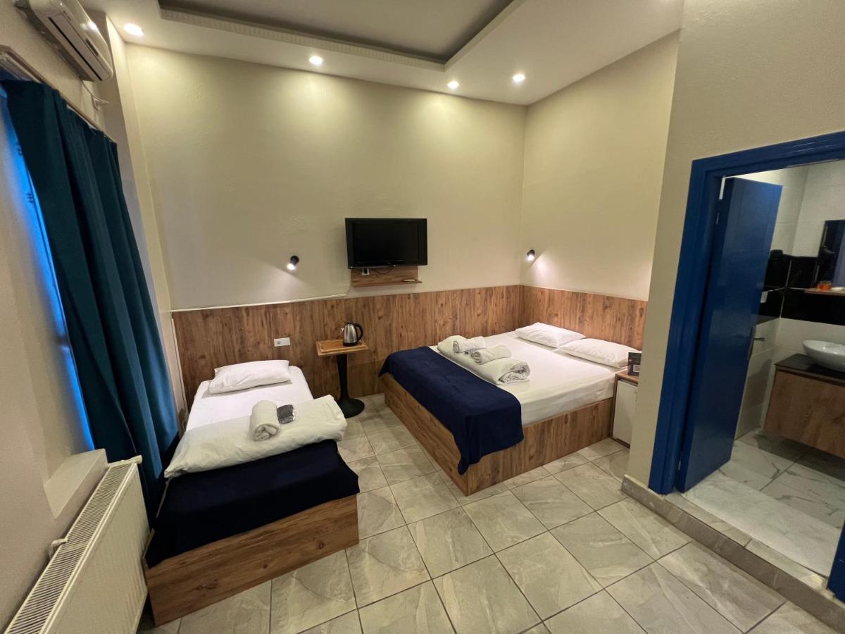 Deluxe Quadruple Room photo 3