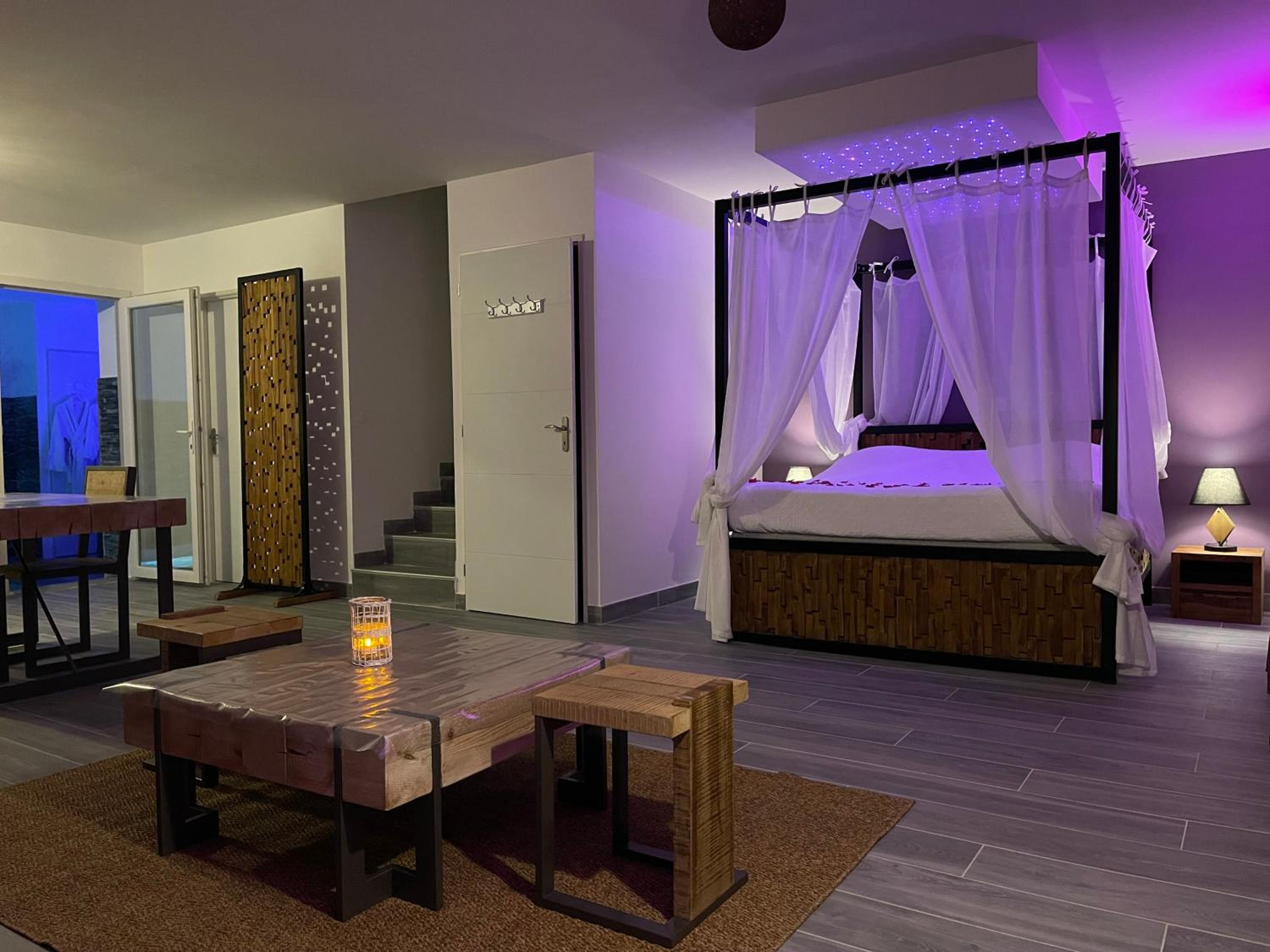 Suite with Private Pool photo 1