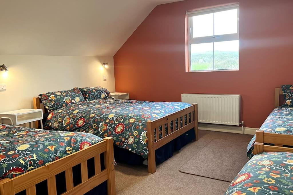 Quadruple Room with Mountain View photo 1