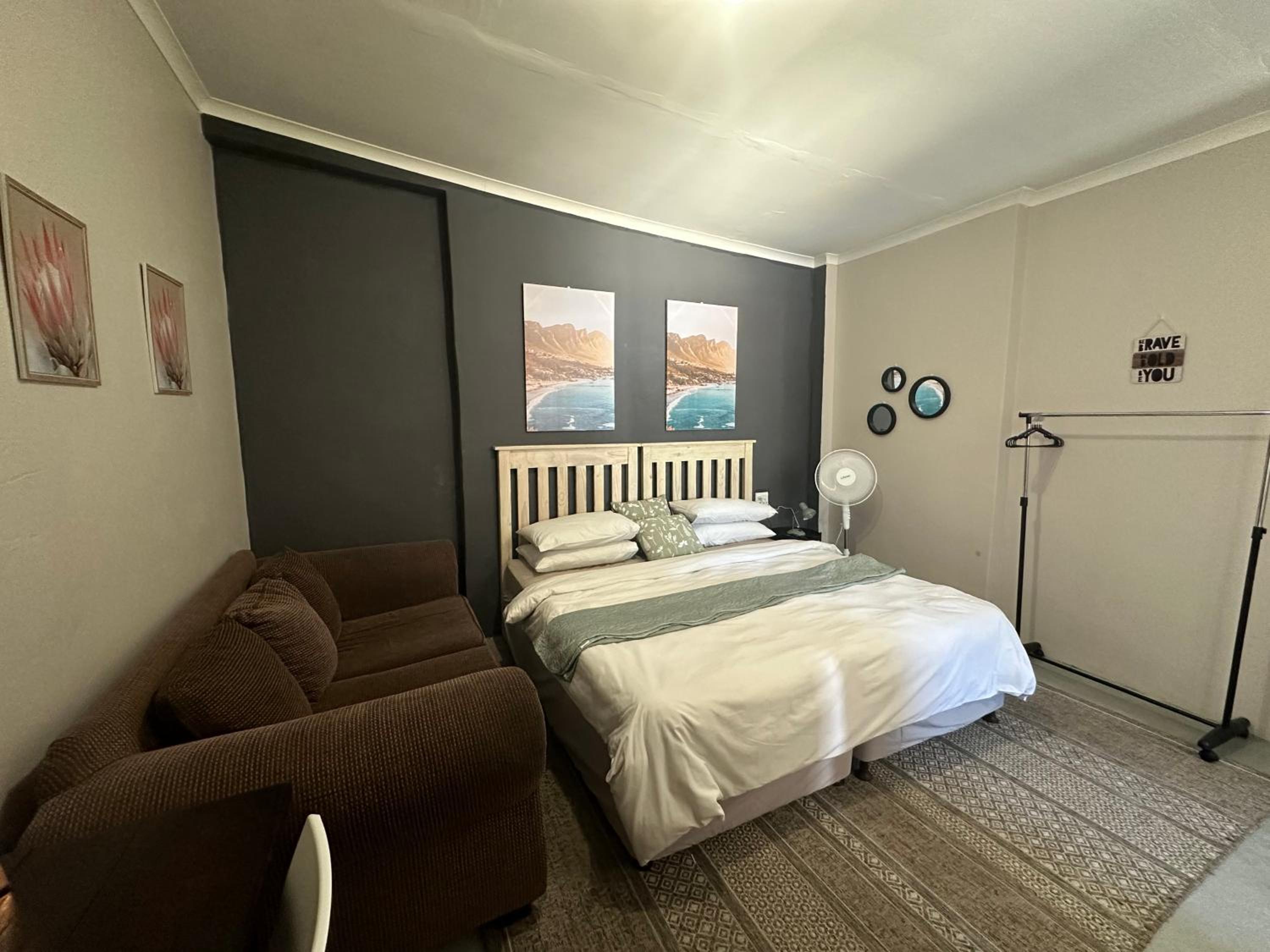 Deluxe Double or Twin Room photo 2
