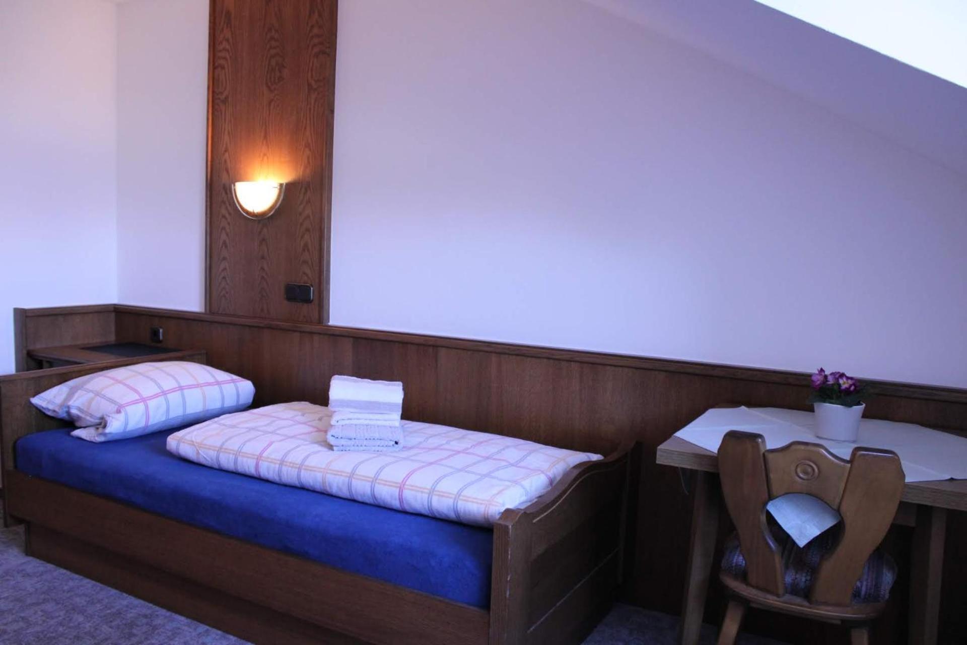Budget Single Room photo 2