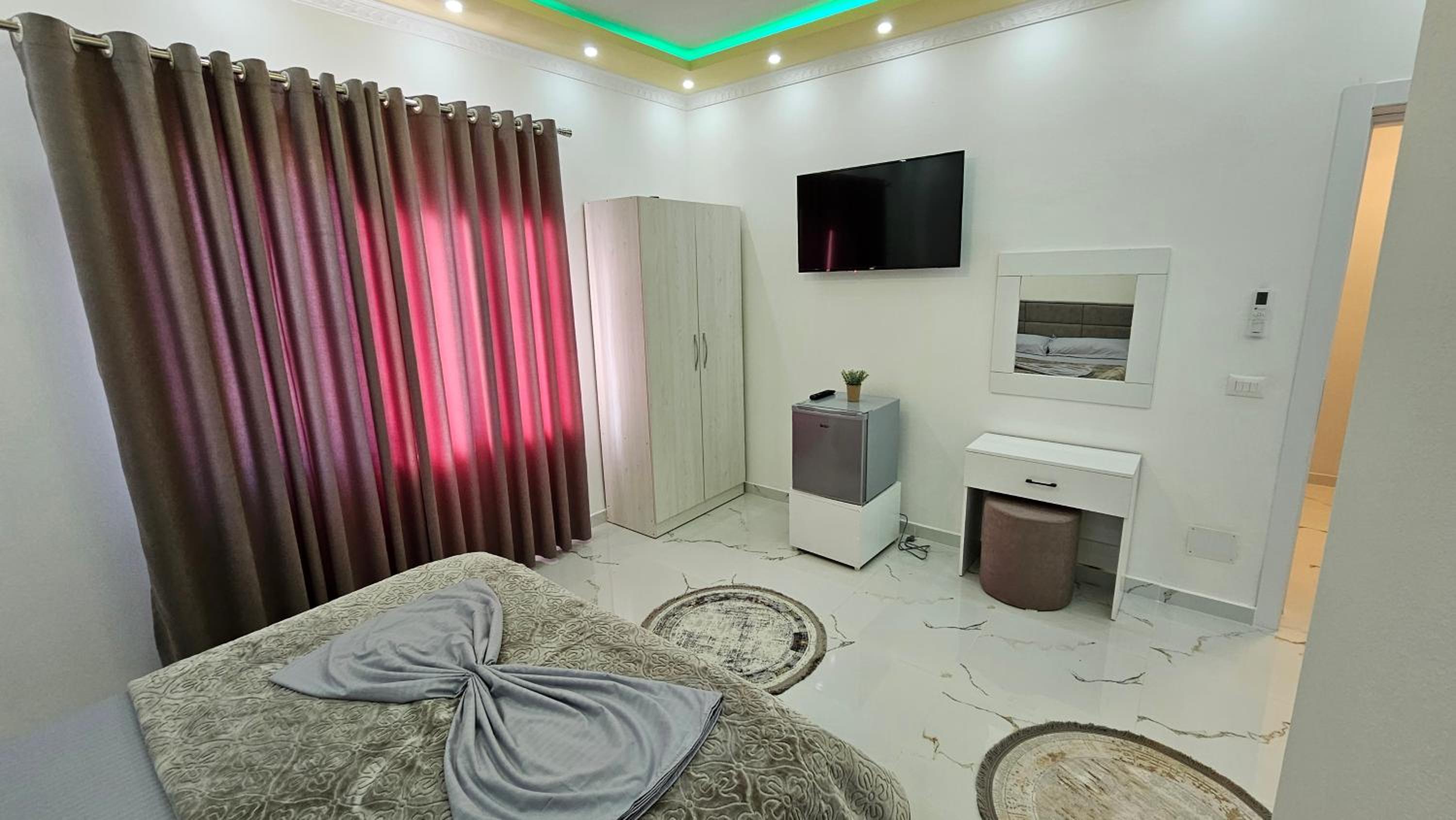 Budget Double Room photo 3