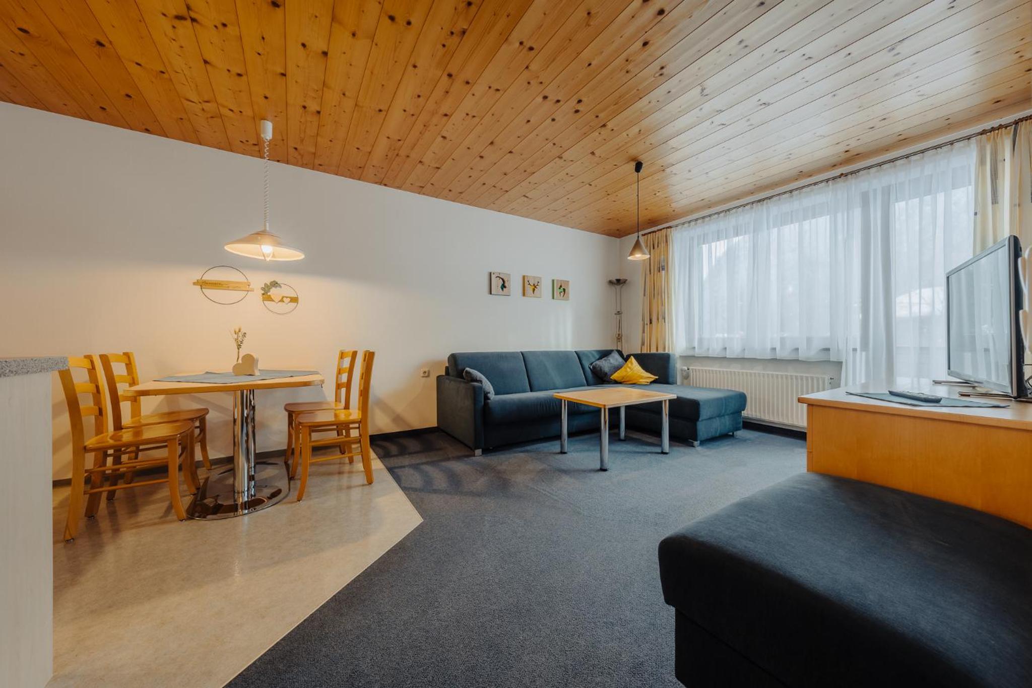 One-Bedroom Apartment photo 1