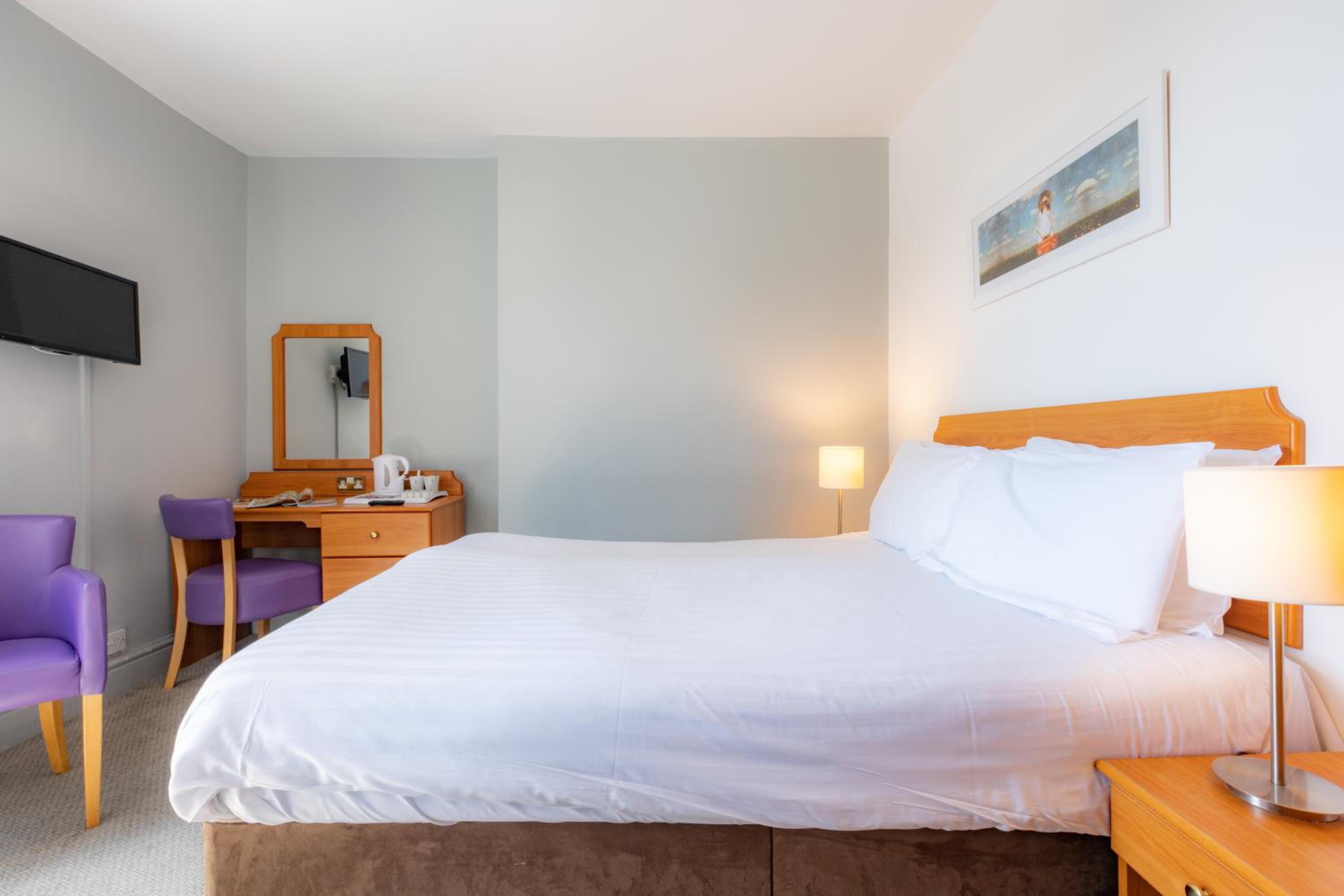 Double Room - Photo 7