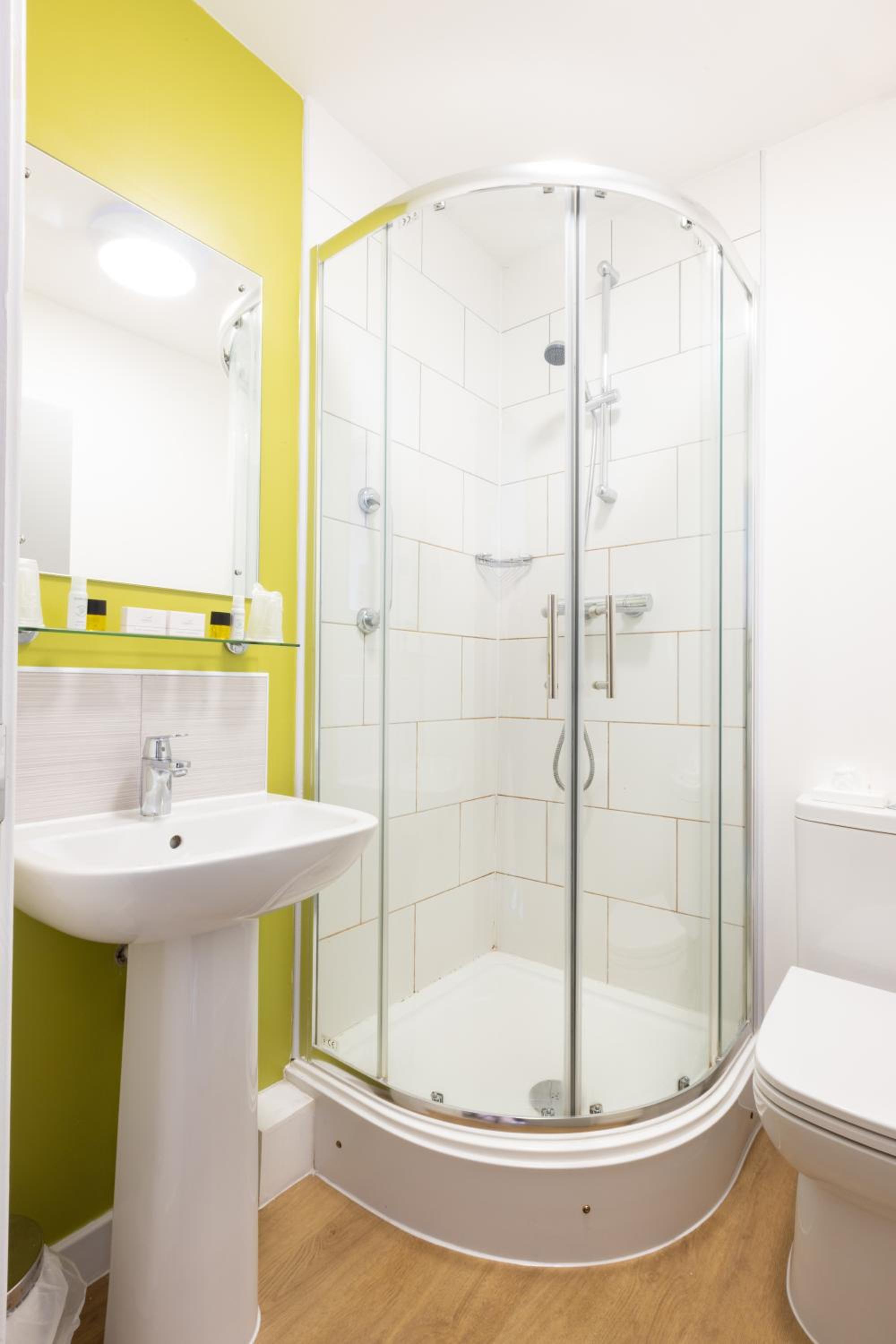Double Room - Photo 4