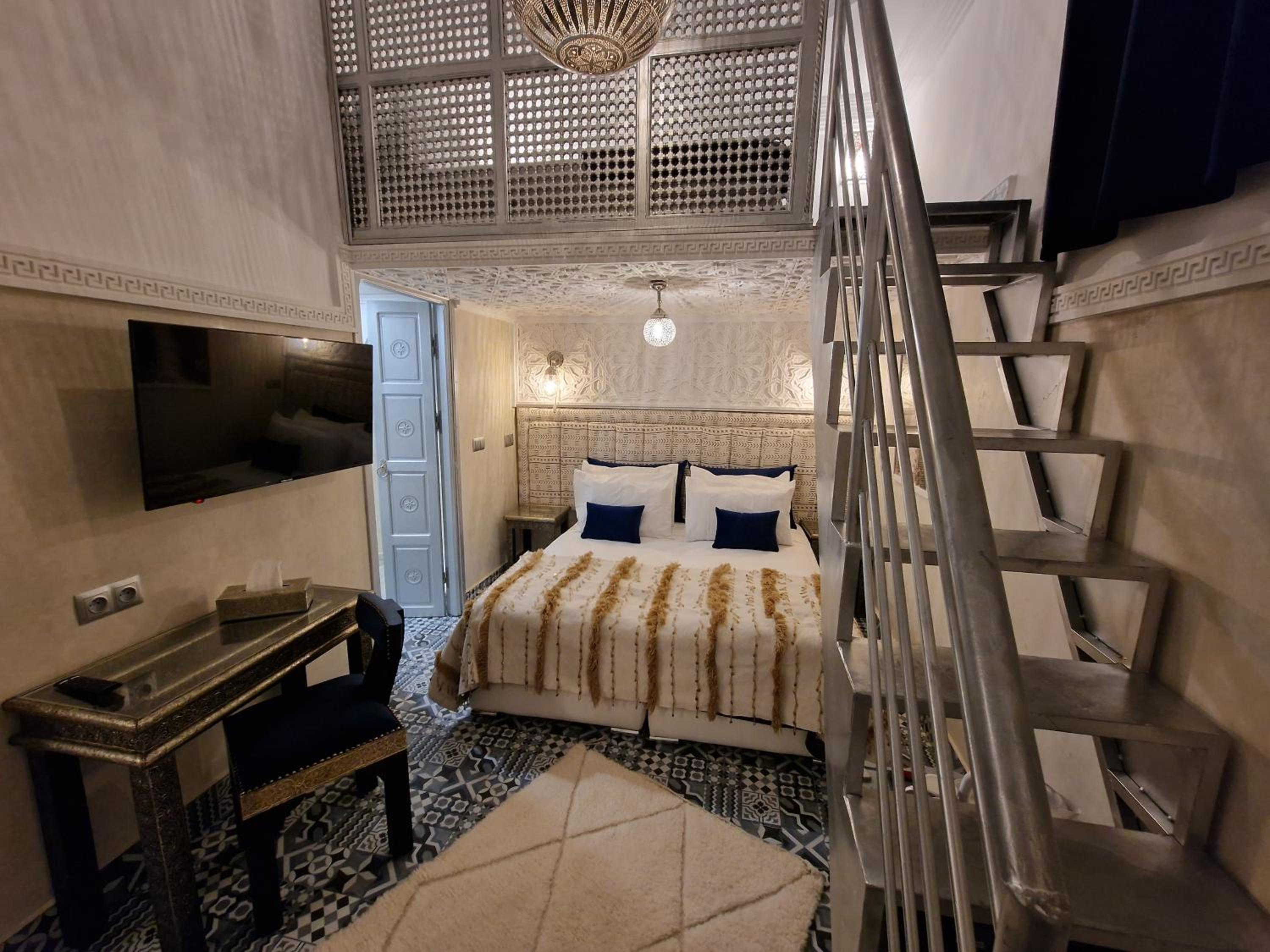 Standard Quadruple Room - Photo 5