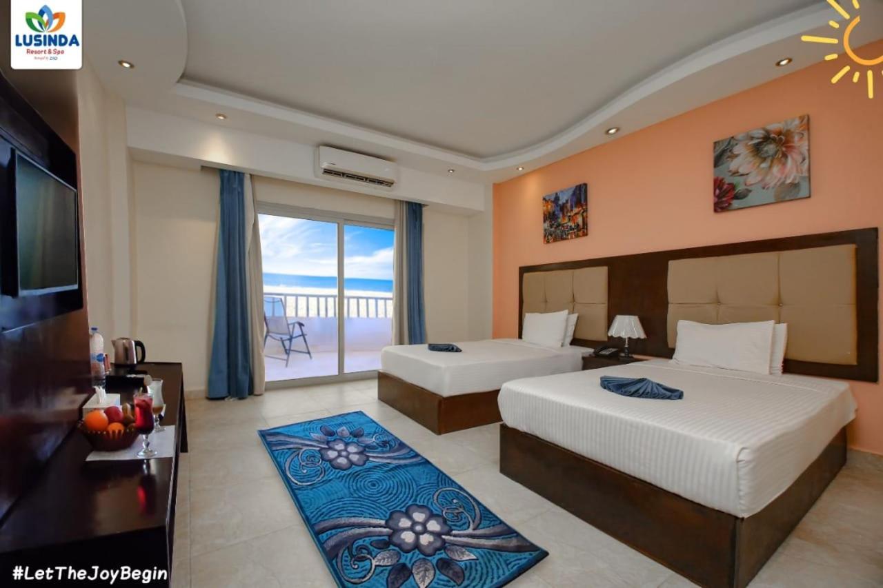 Double Room with Sea View photo 2