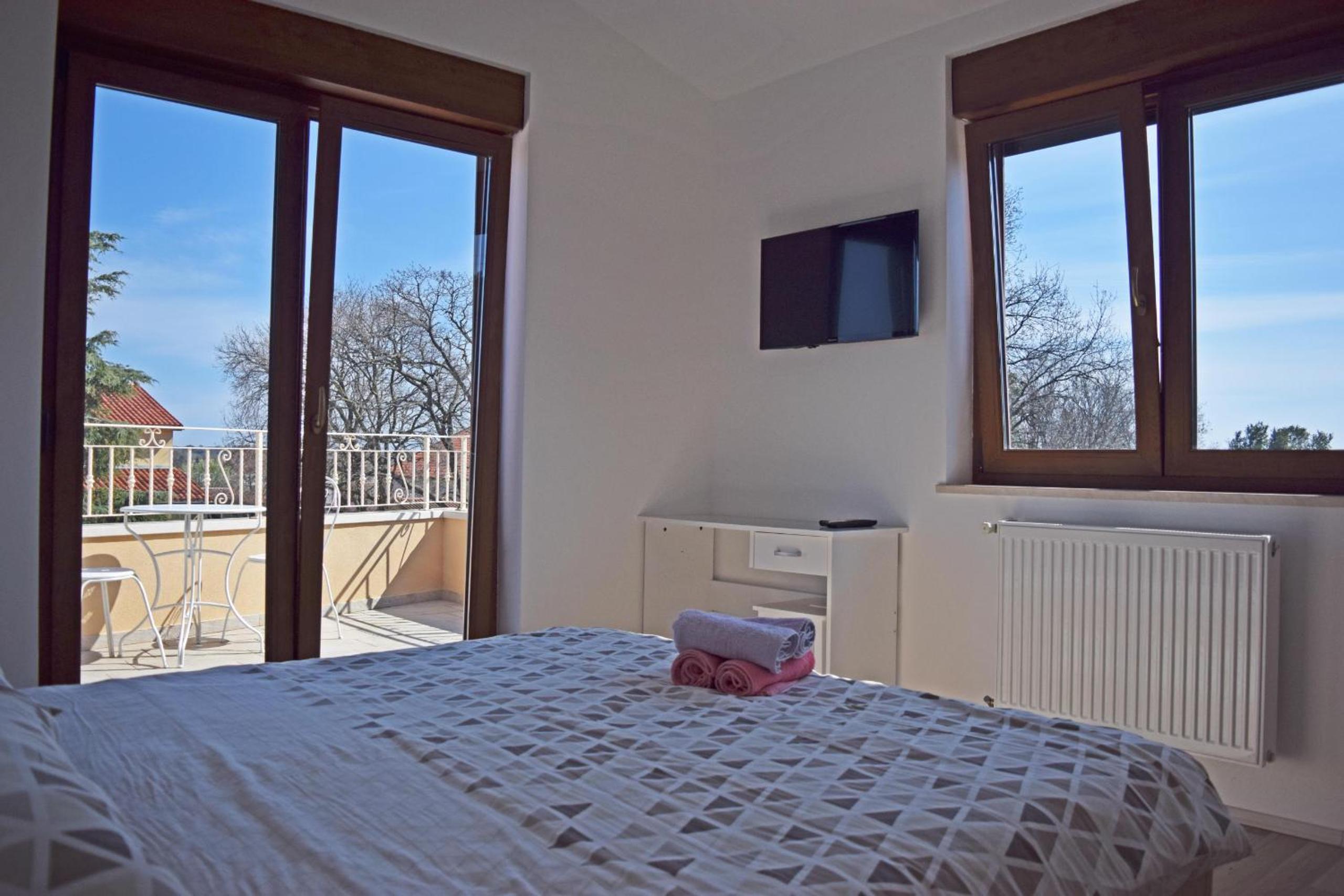 Three-Bedroom Villa photo 2