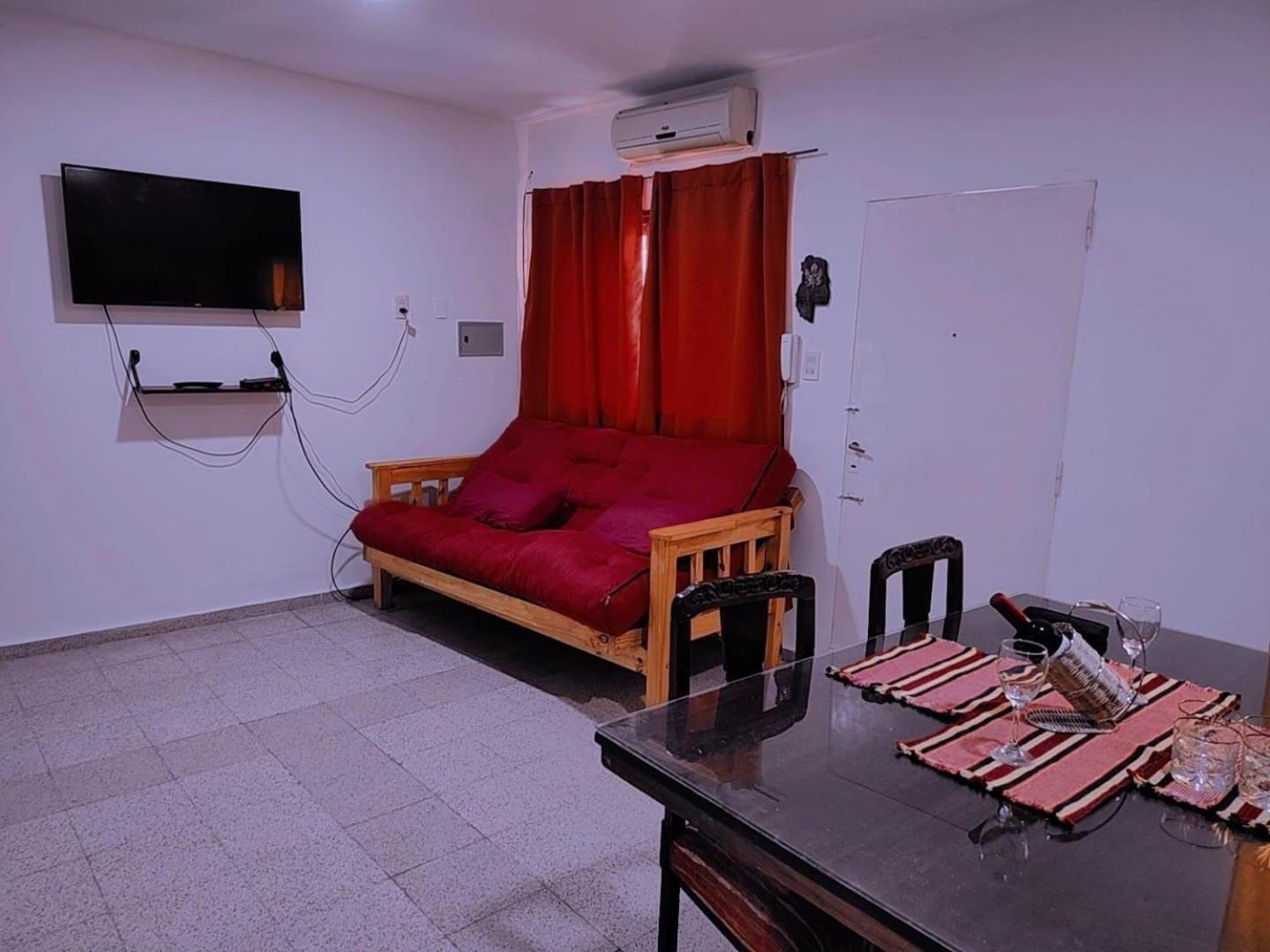 One-Bedroom Apartment photo 2