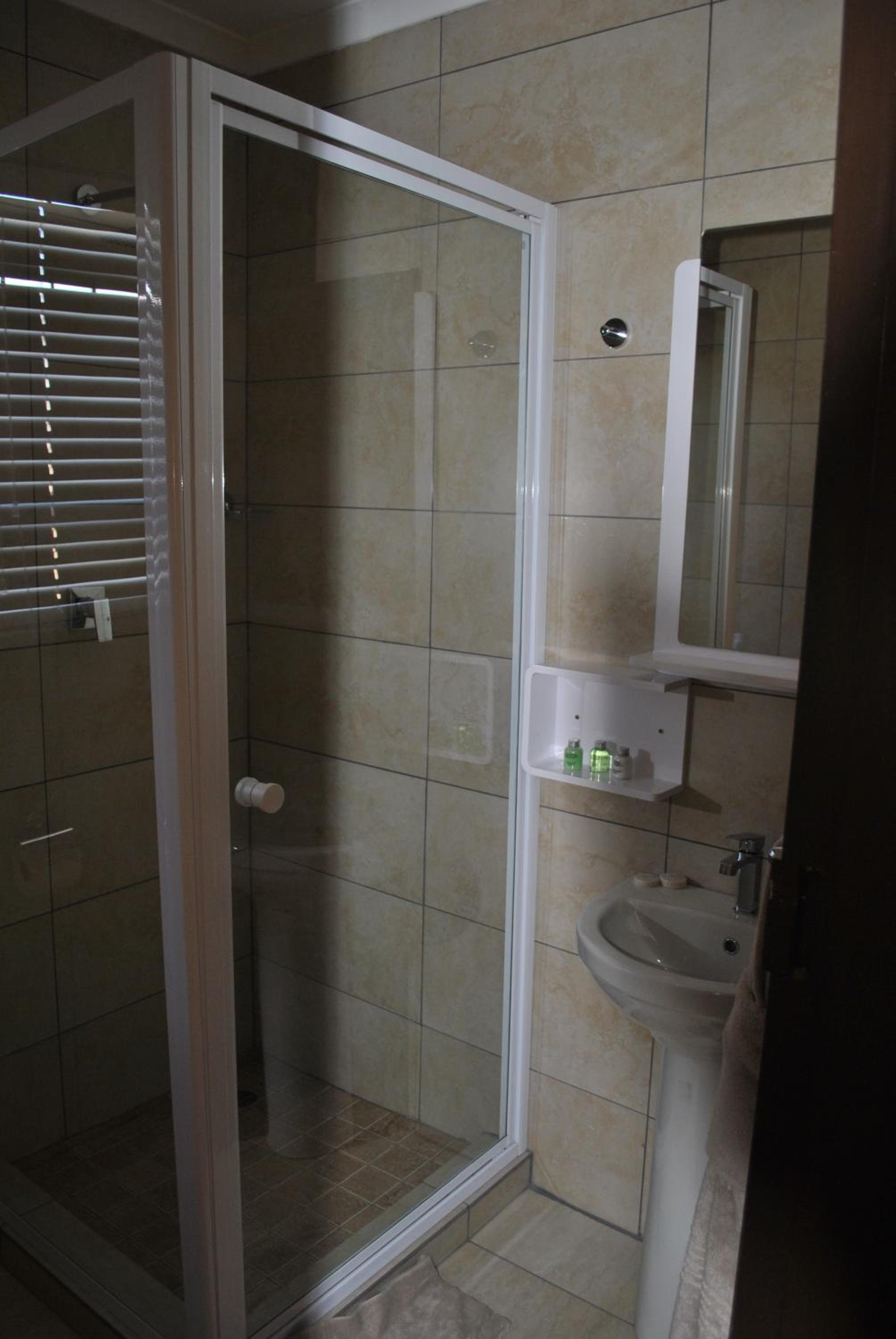 Deluxe Double Room - Photo 6