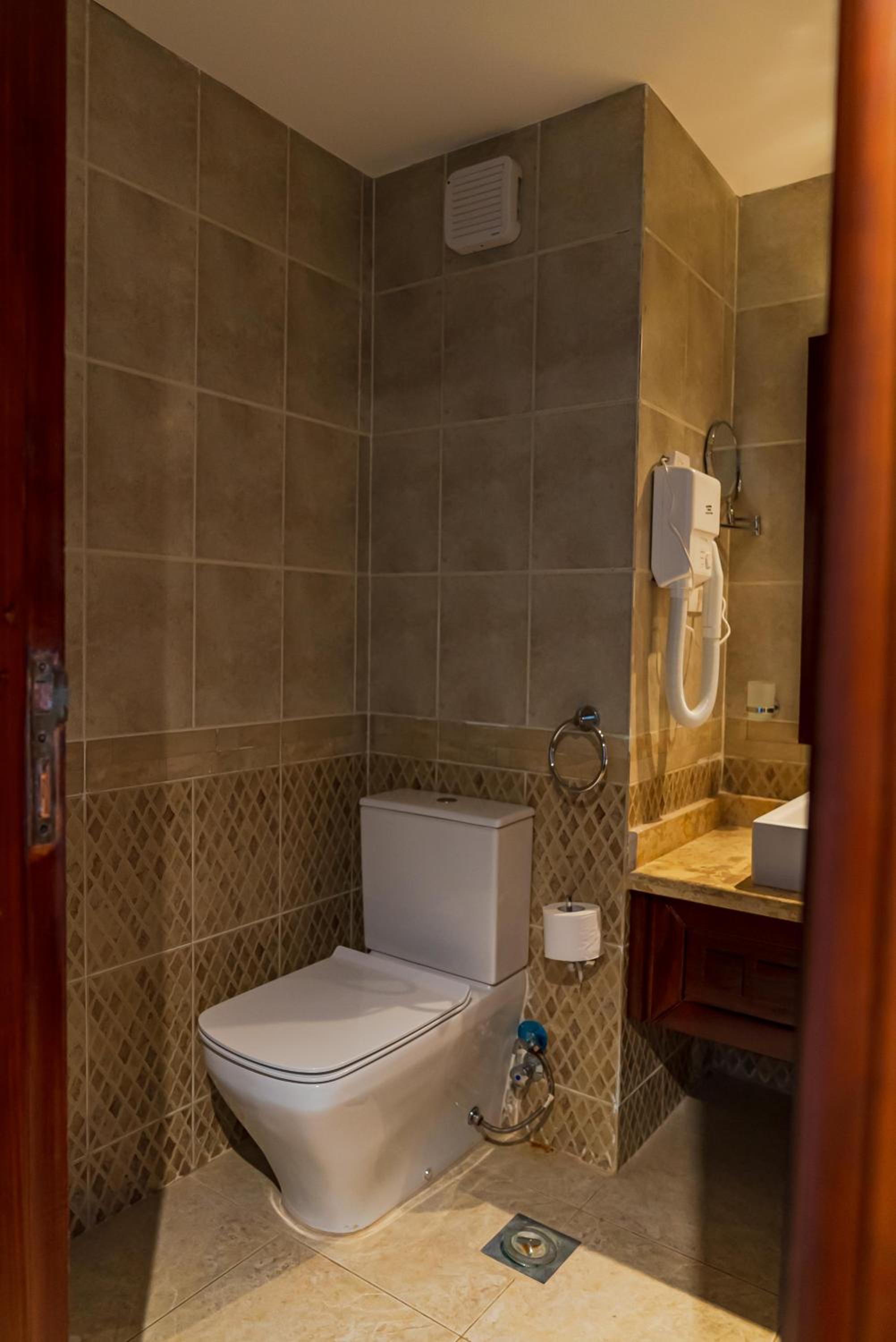 Deluxe Suite with Sea View photo 3