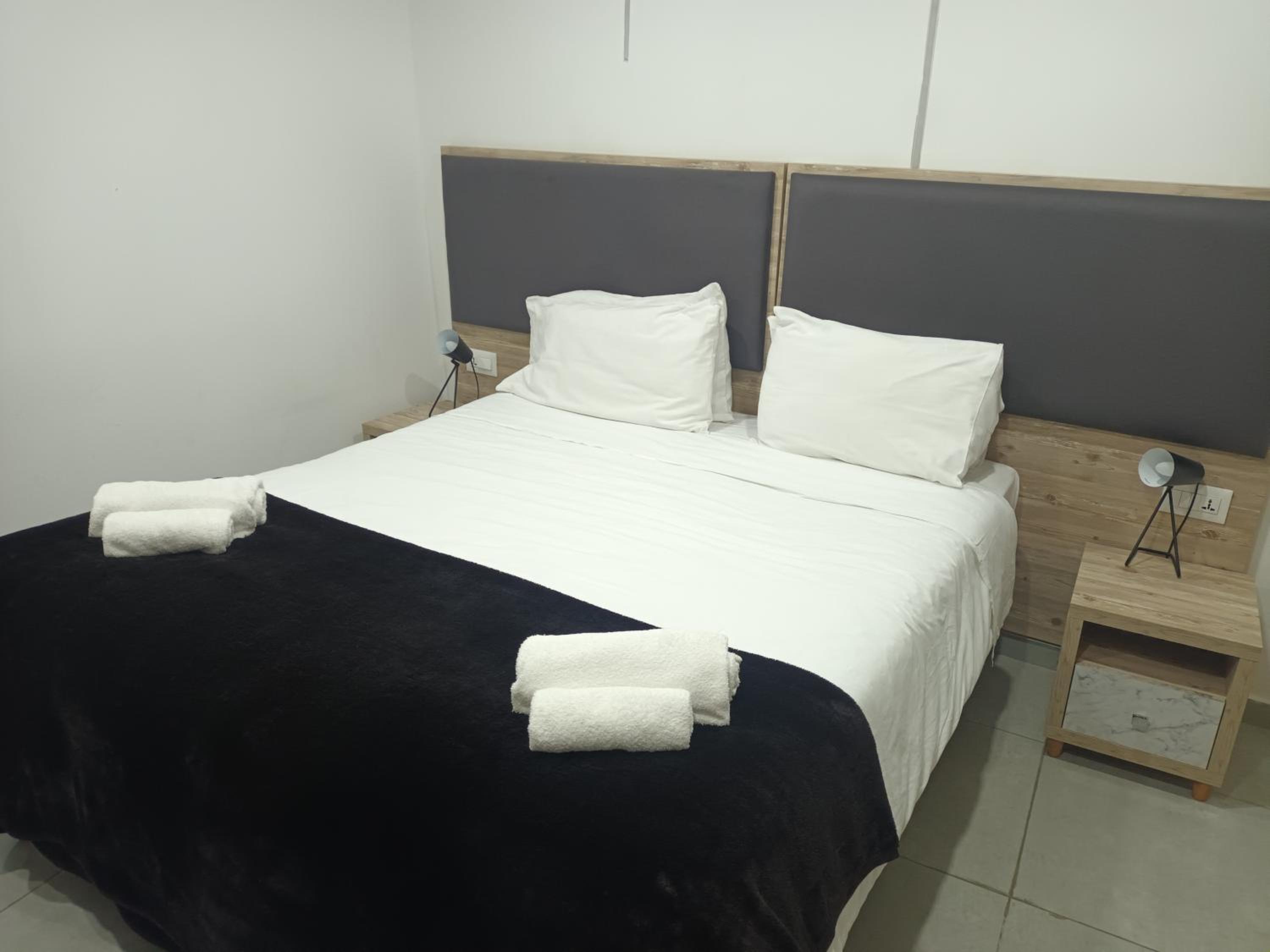 Economy Double Room photo 2