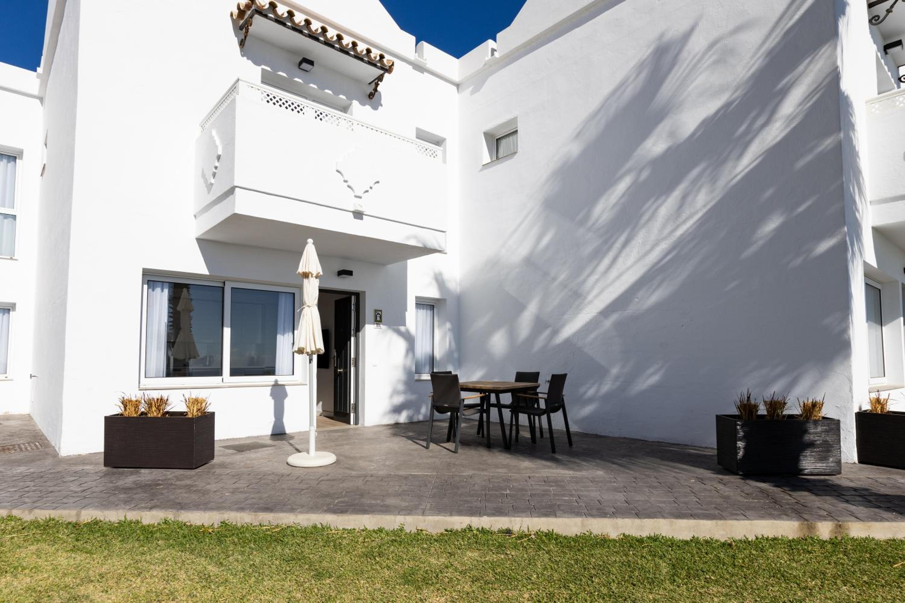 Classic Master Suite with Two Bedrooms and Sea View