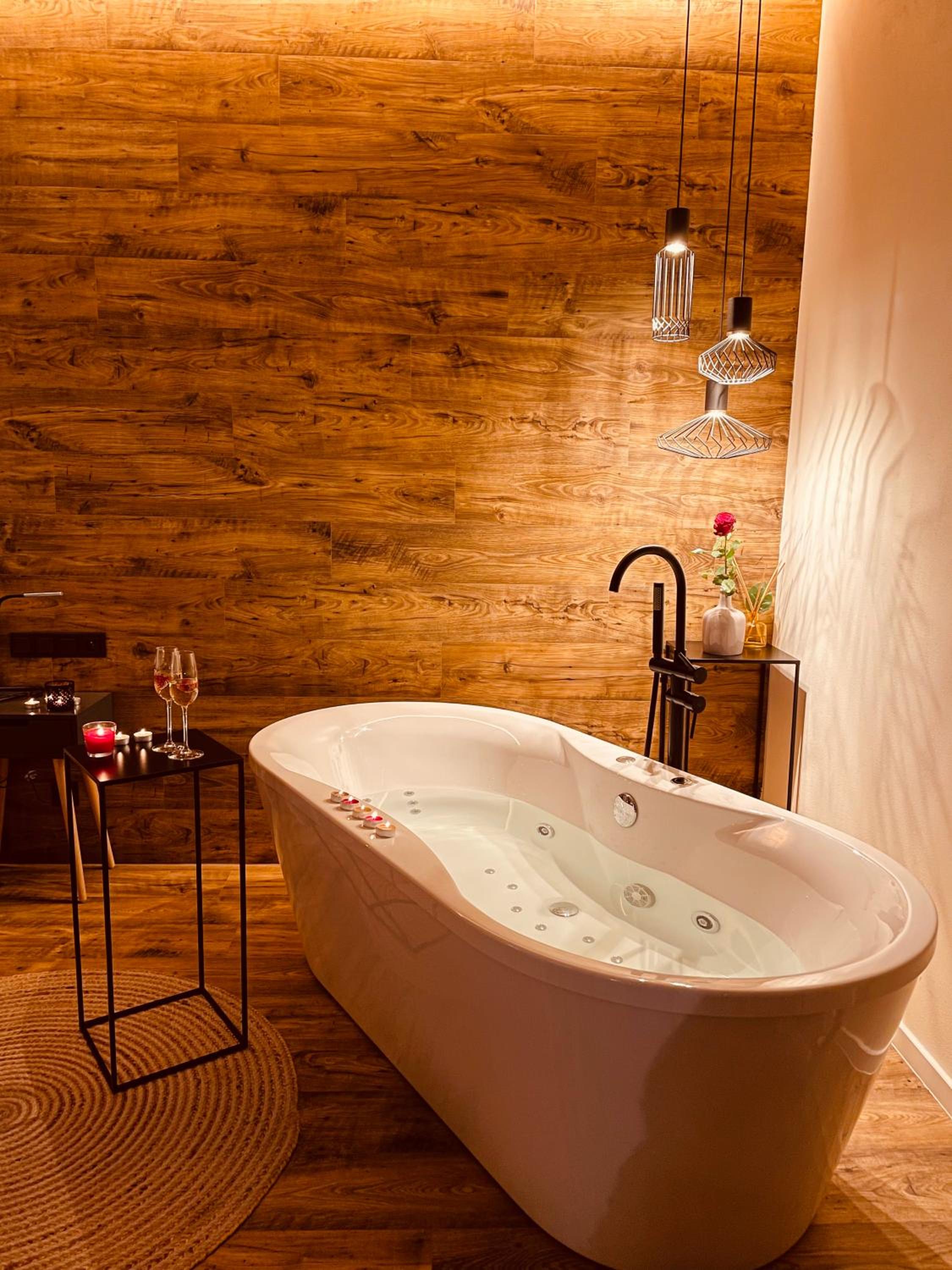 Double Room with Sauna and Spa Bath - Photo 33