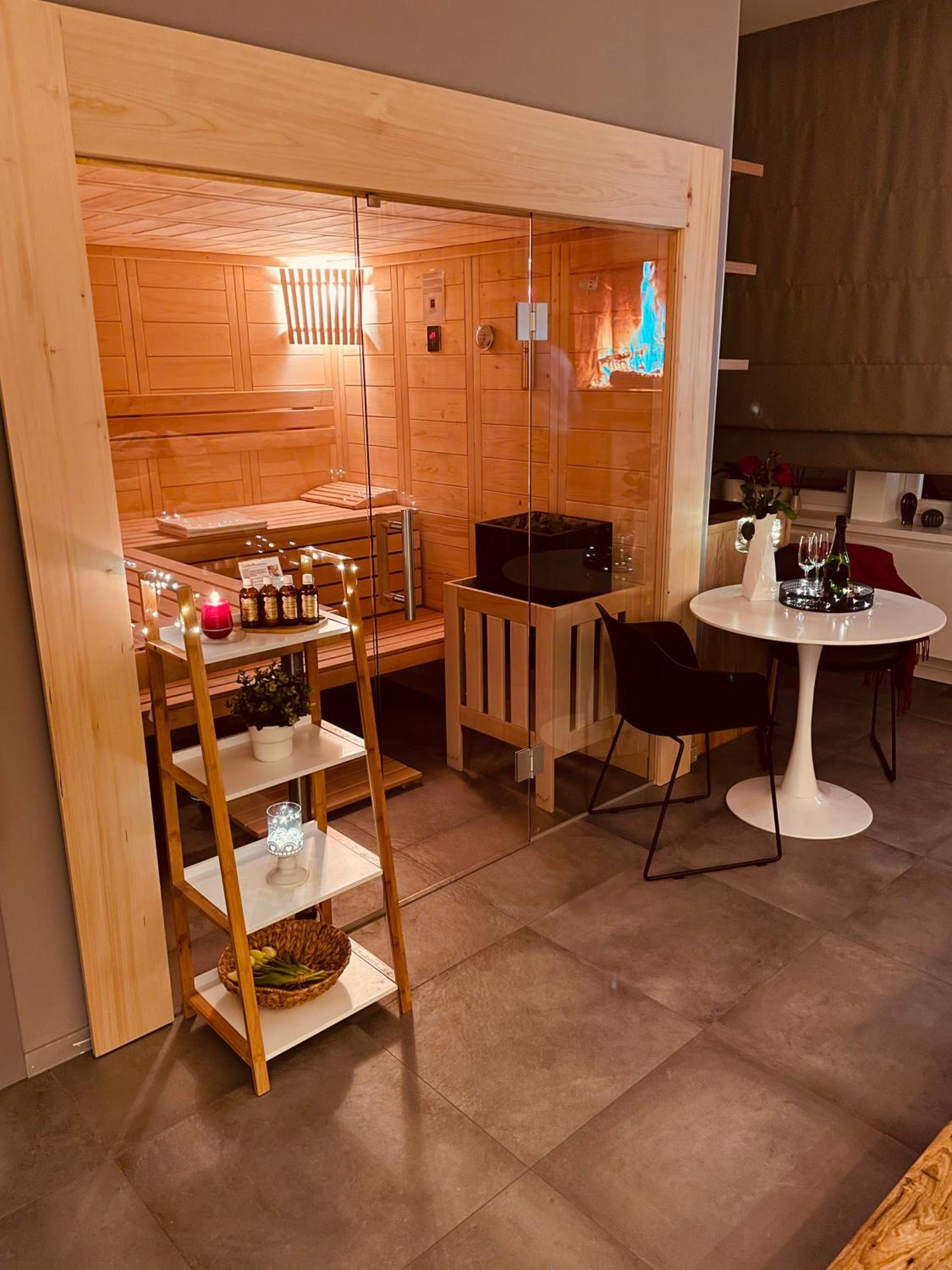 Double Room with Sauna and Spa Bath - Photo 28