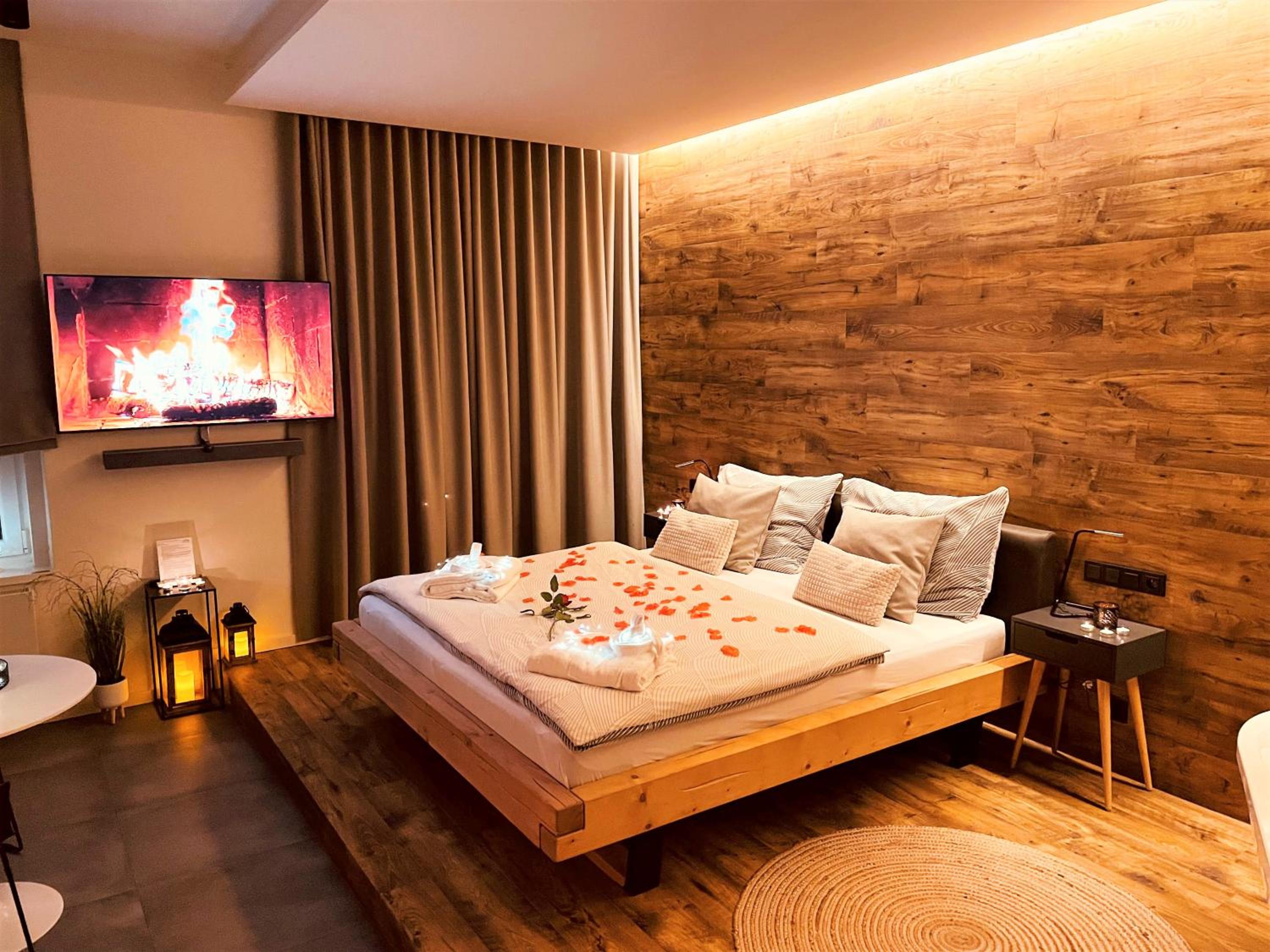 Double Room with Sauna and Spa Bath - Photo 39