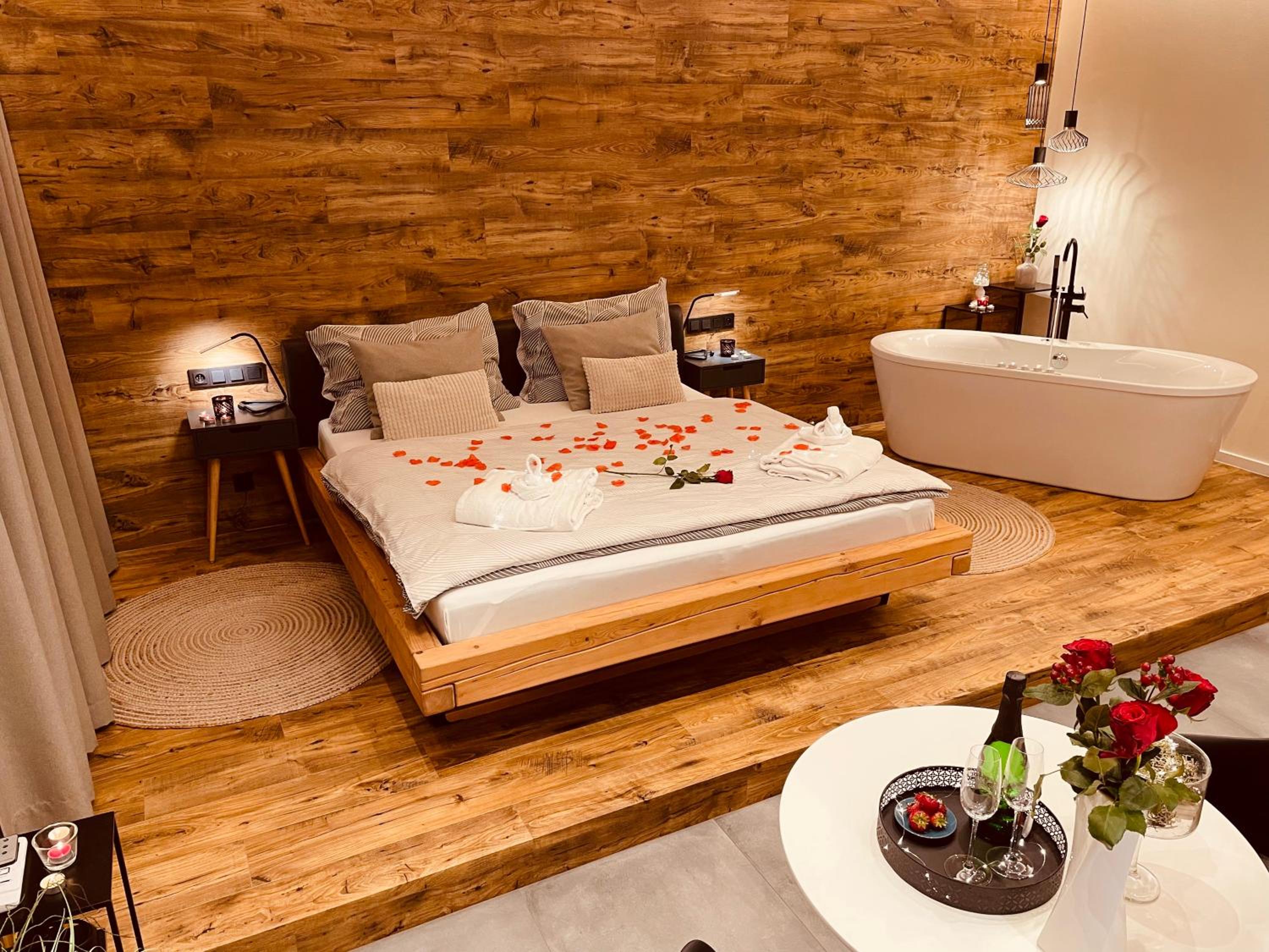 Double Room with Sauna and Spa Bath - Photo 44