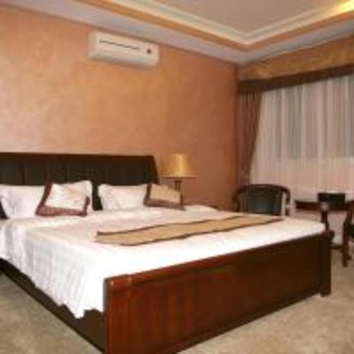 Standard Double or Twin Room photo 2