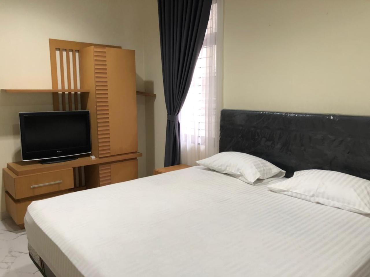 Three-Bedroom Villa photo 3