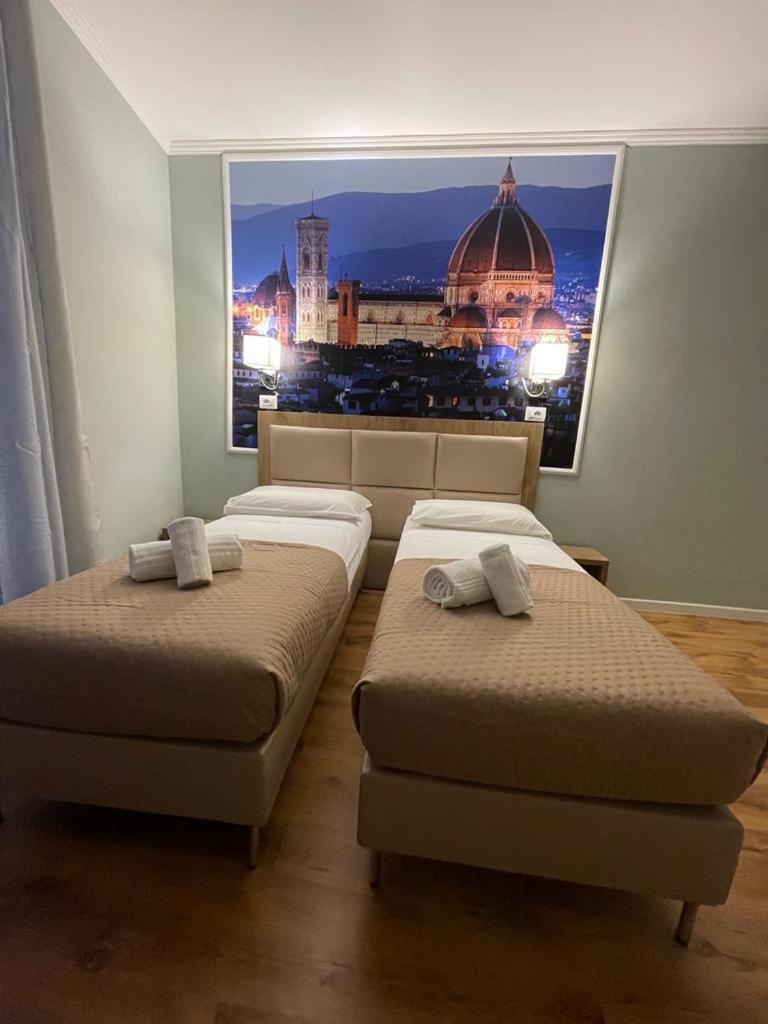Double or Twin Room with Private Bathroom photo 1