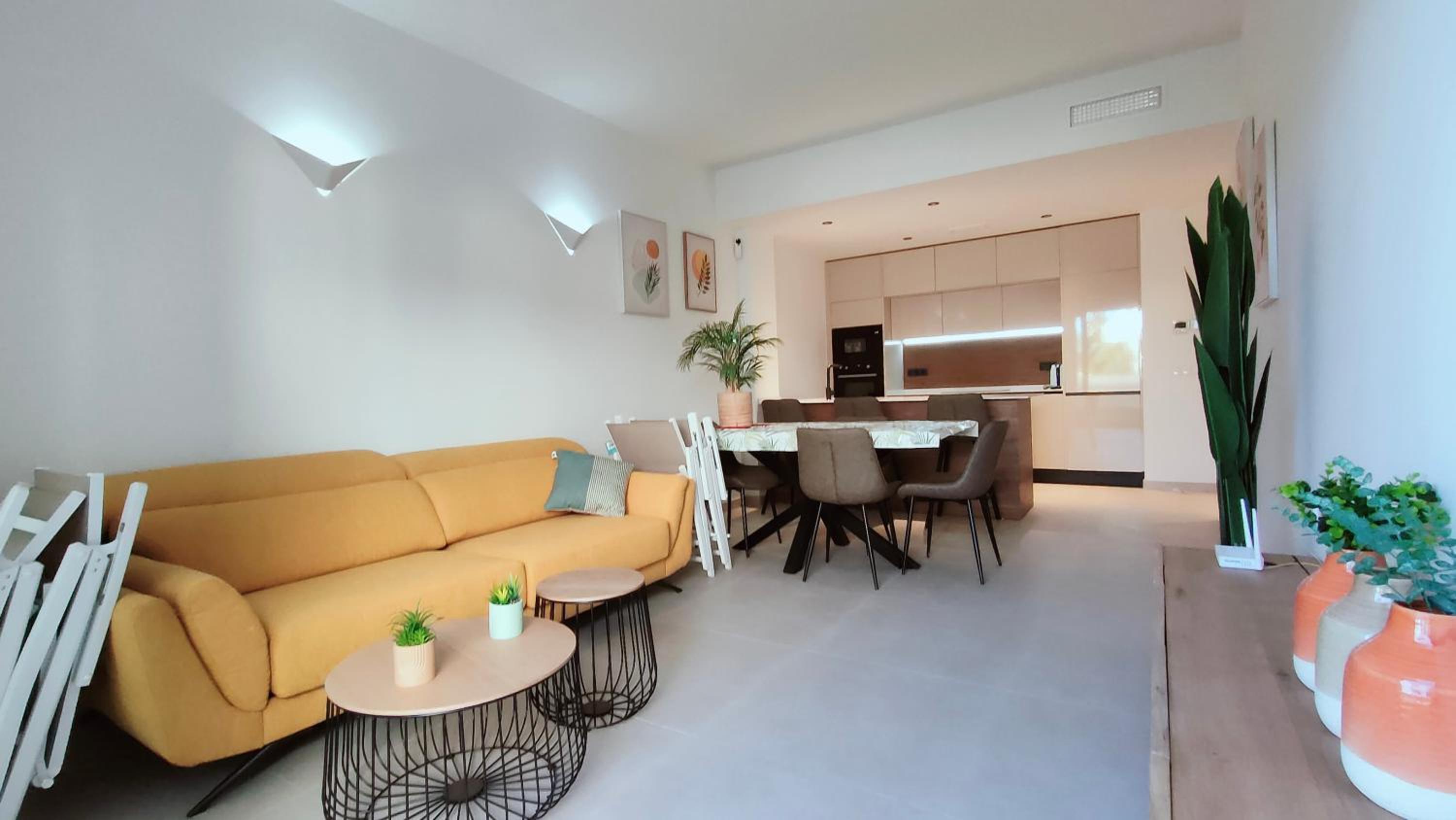 Apartamento con vista a la piscina