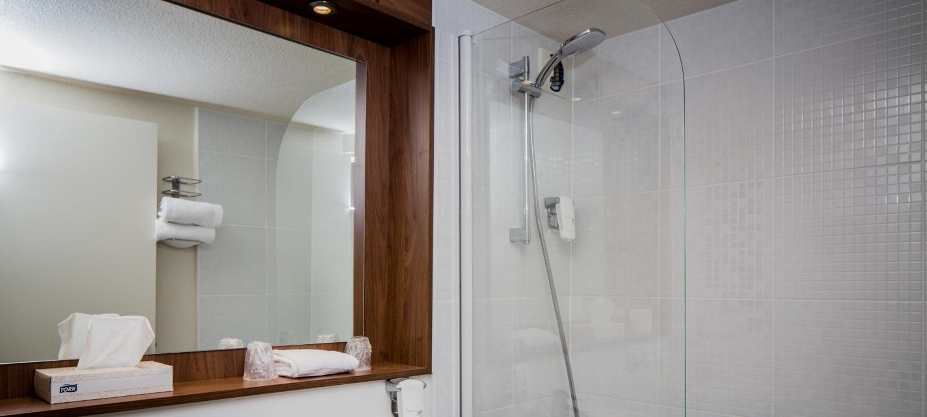 Double Room - Photo 11