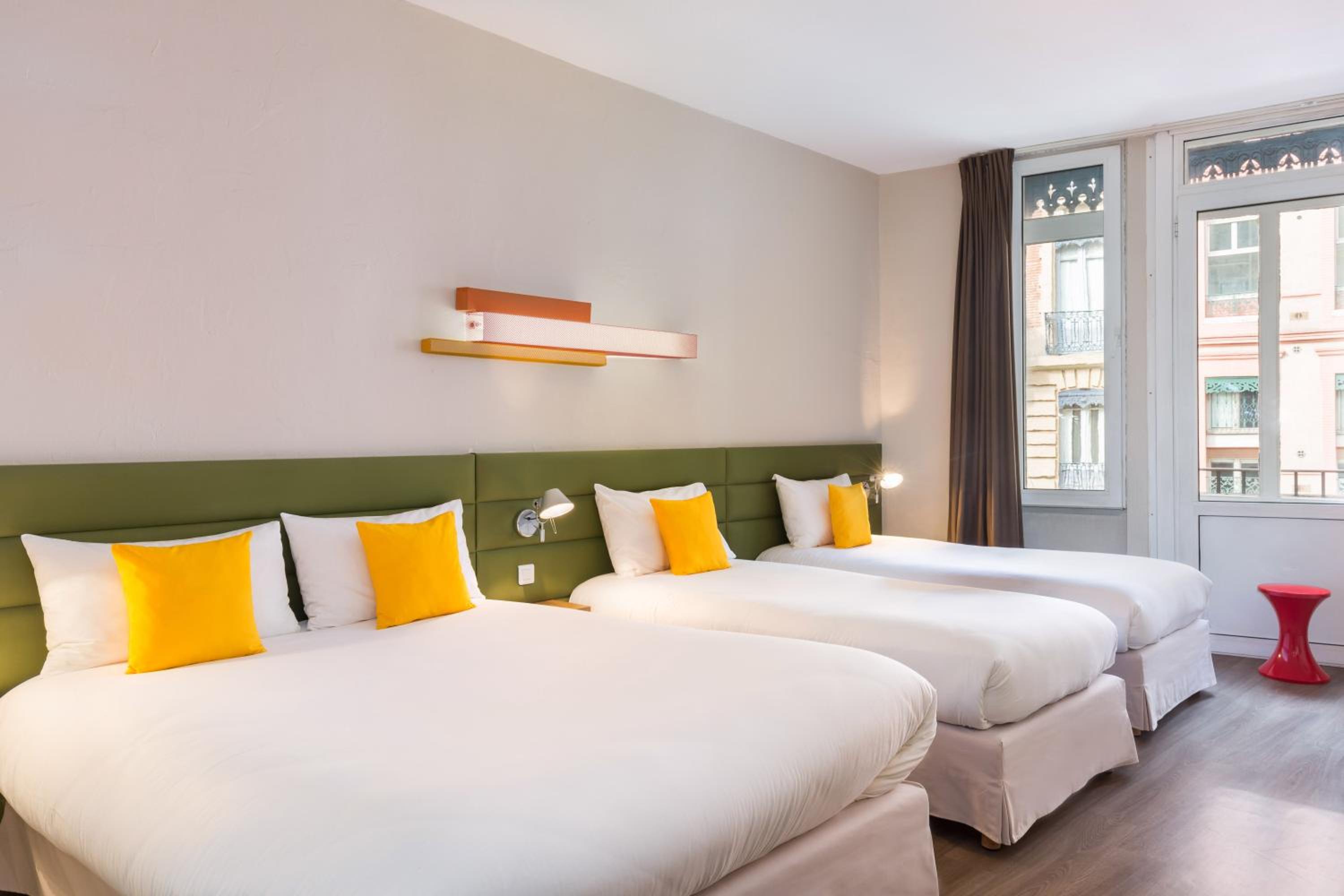 Quadruple Room - Photo 1