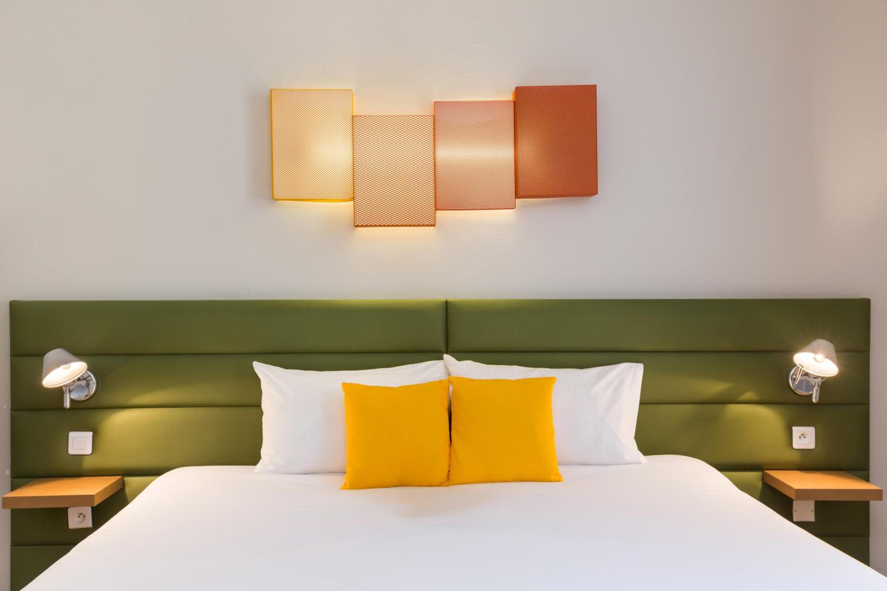 Standard Double Room - Photo 6