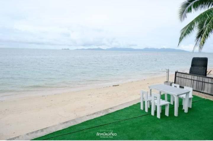 Two-Bedroom Beachfront Villa - Photo 6