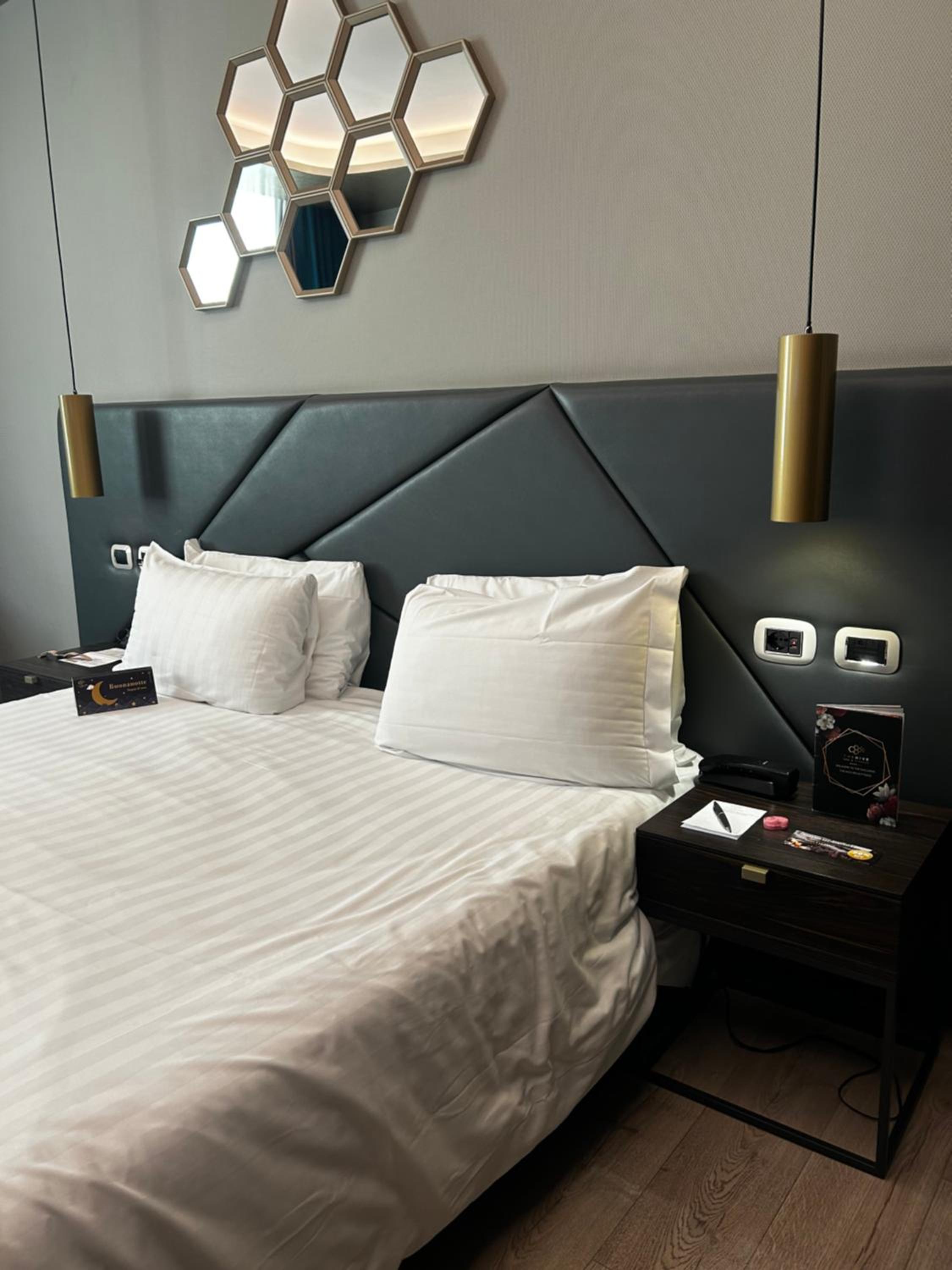 Deluxe Double Or Twin Room With Sea View