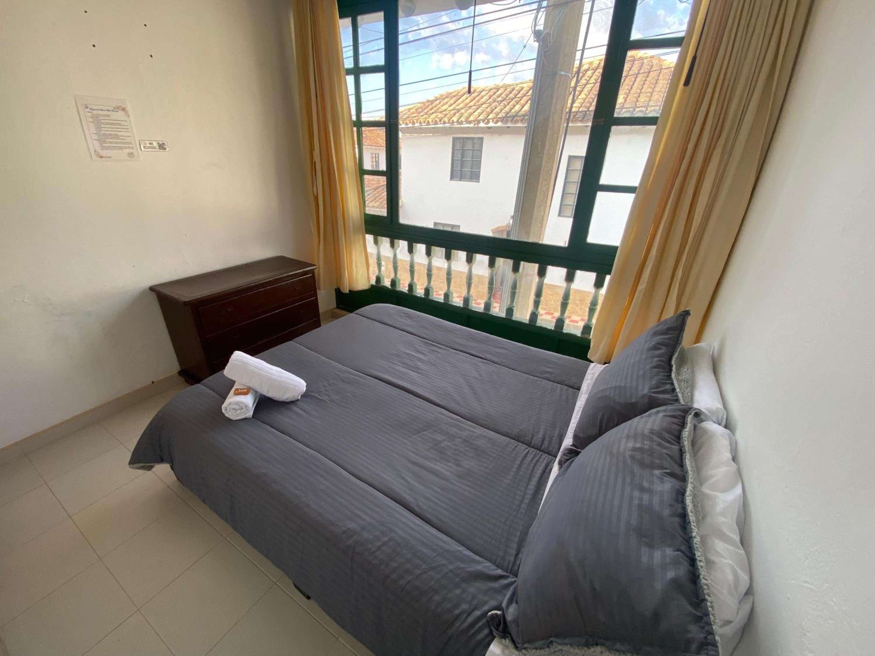 Standard Double Room with Shared Bathroom photo 1