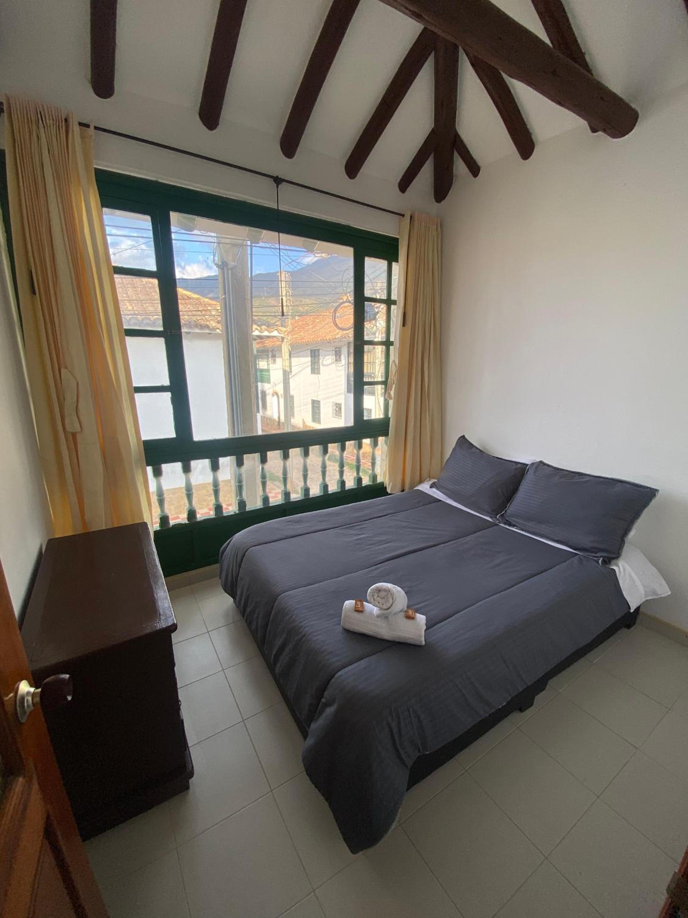 Standard Double Room with Shared Bathroom photo 3