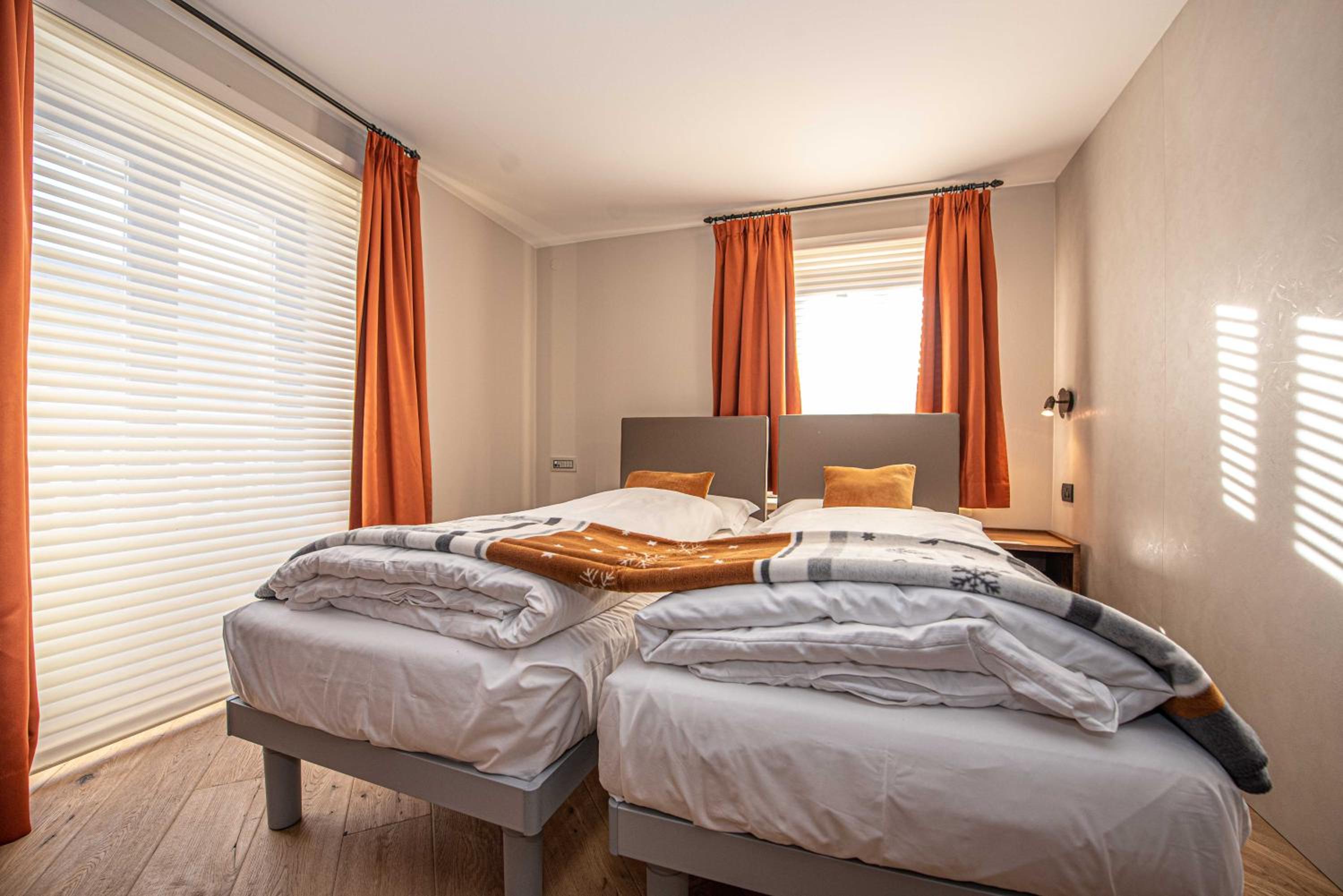 Two-Bedroom Apartment (5 Adults)