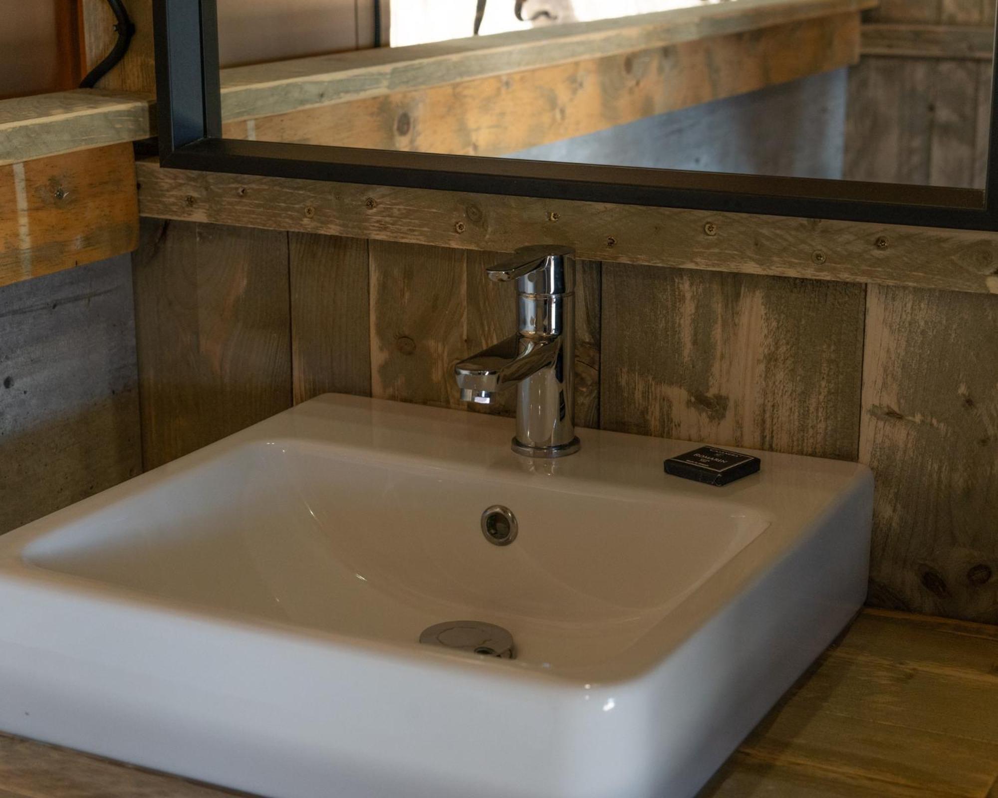 Two-Bedroom Chalet - Photo 6