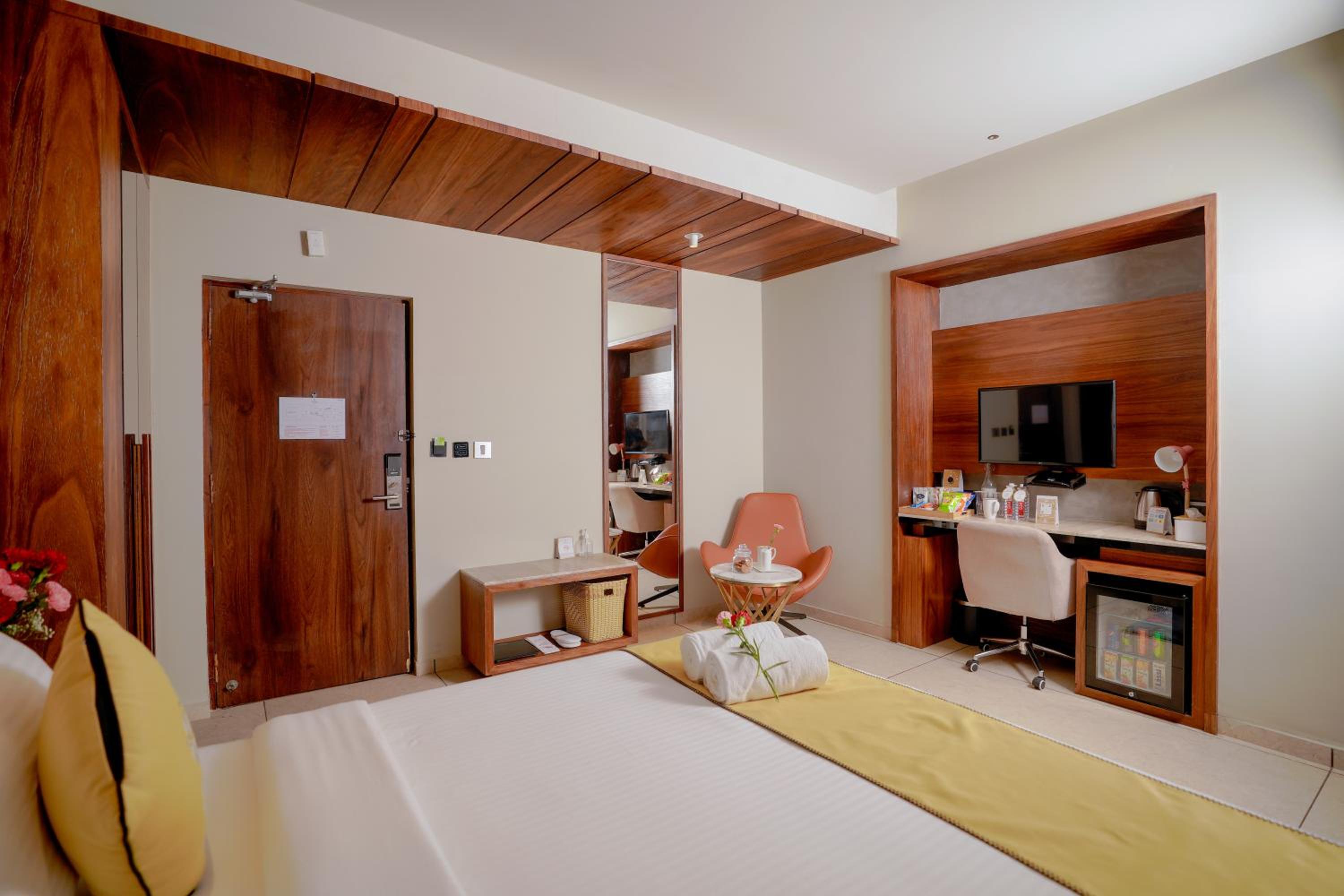 Superior King Room
