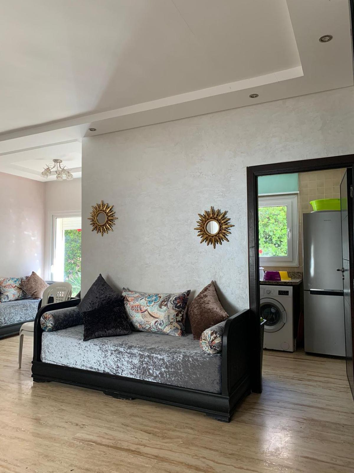 One-Bedroom House photo 1