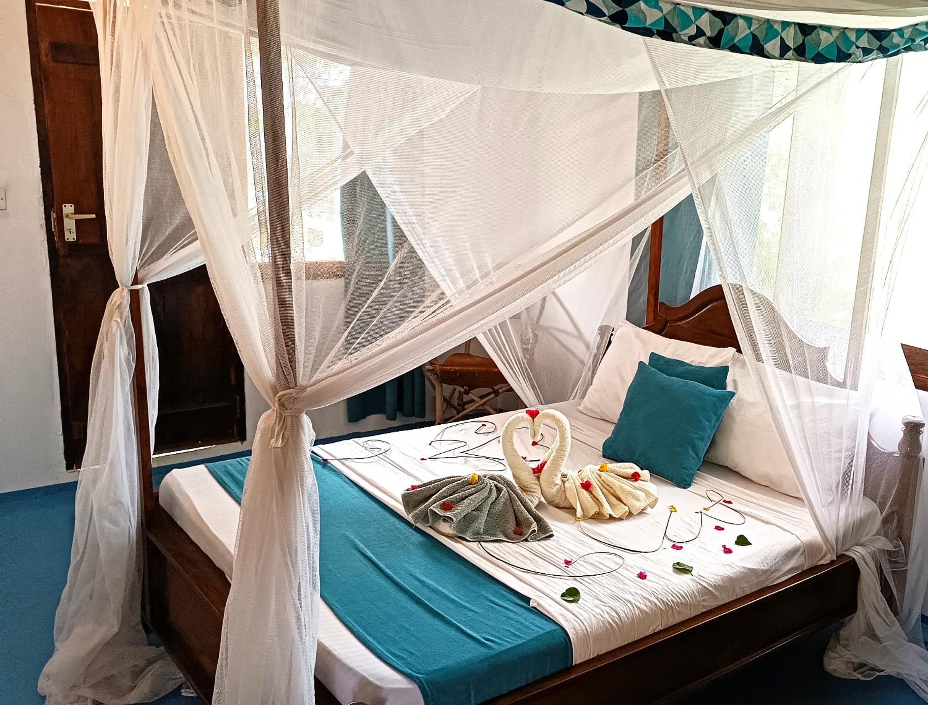 Double Or Twin Room With Partial Sea View