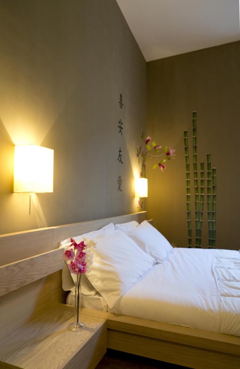 Quadruple Room with Private Bathroom