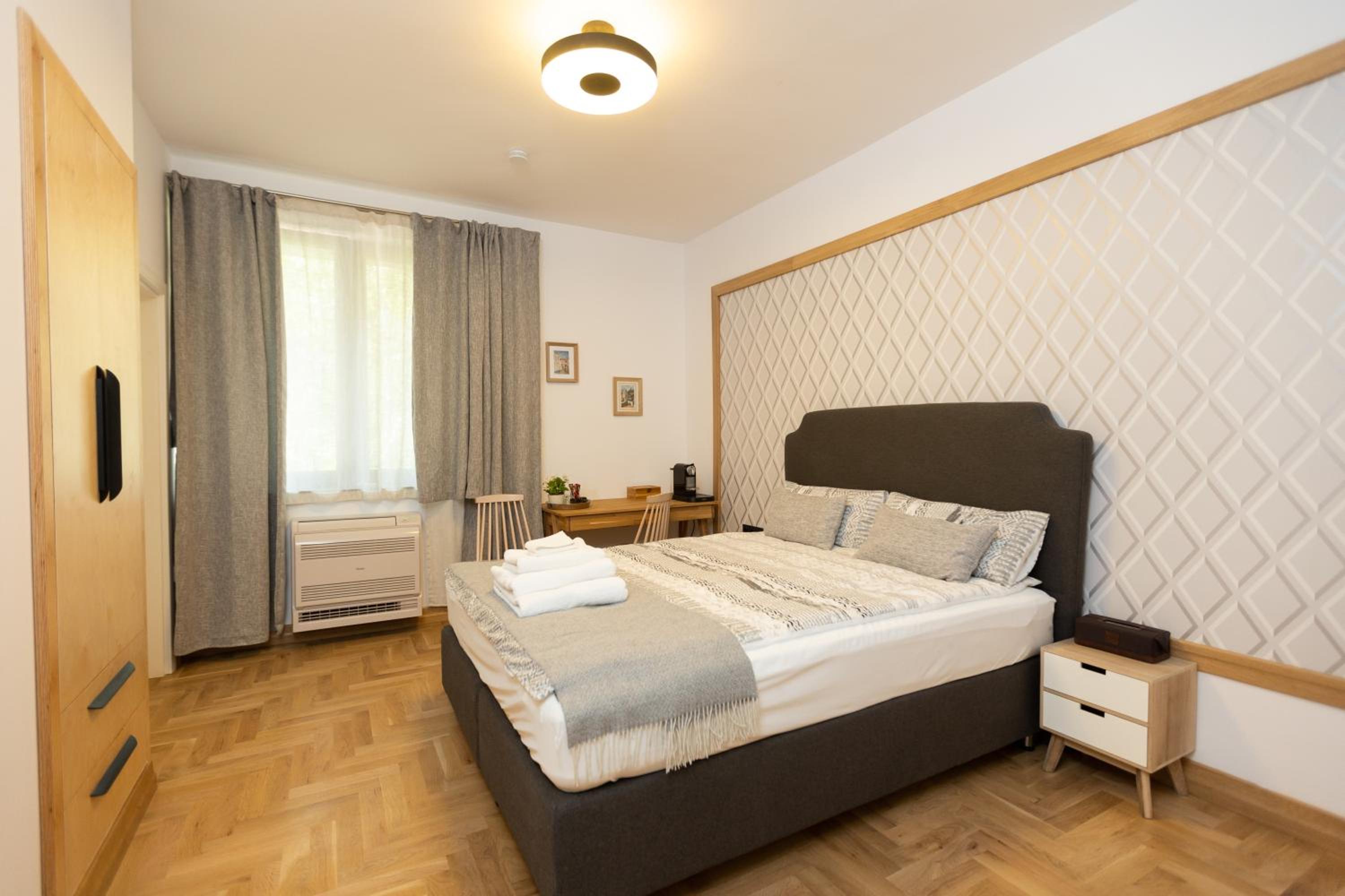 Double Room with Private Bathroom photo 1
