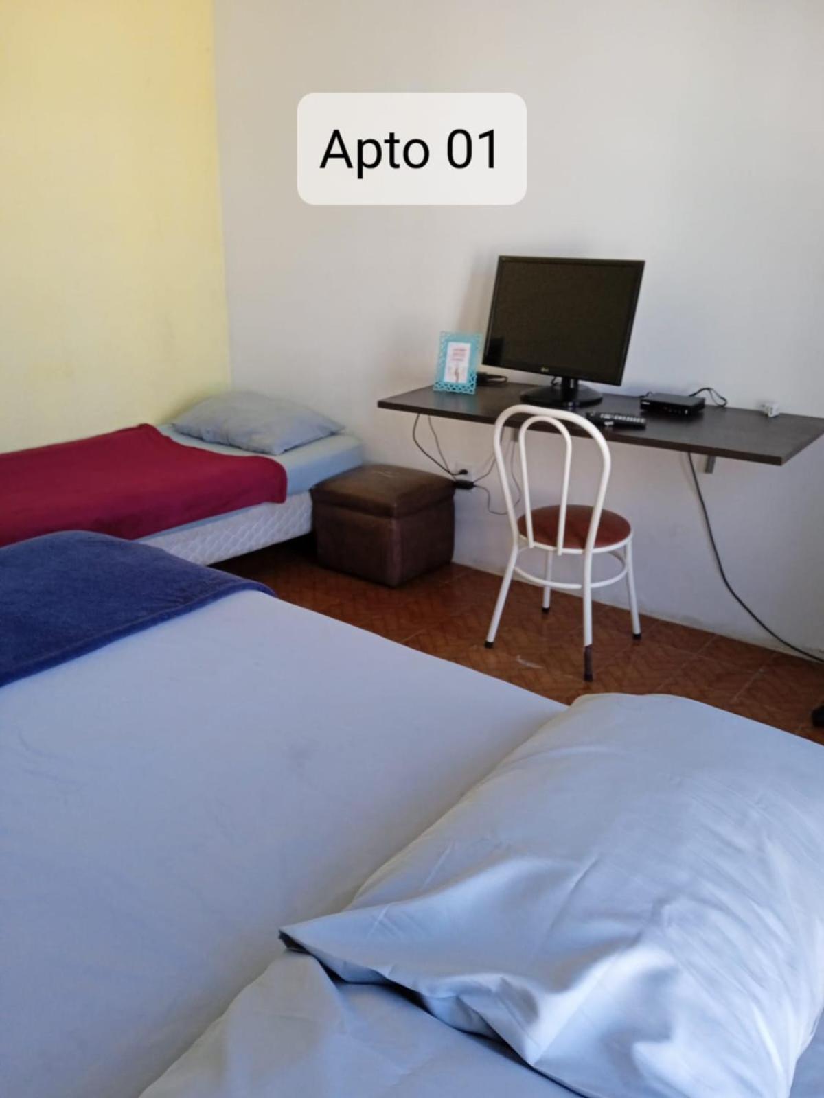 One-Bedroom Apartment photo 1