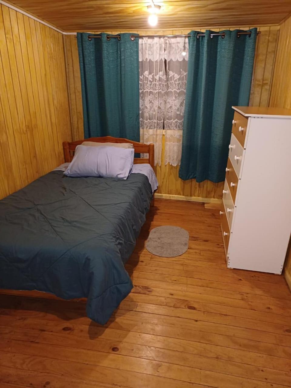 Double Room with Shared Bathroom photo 1