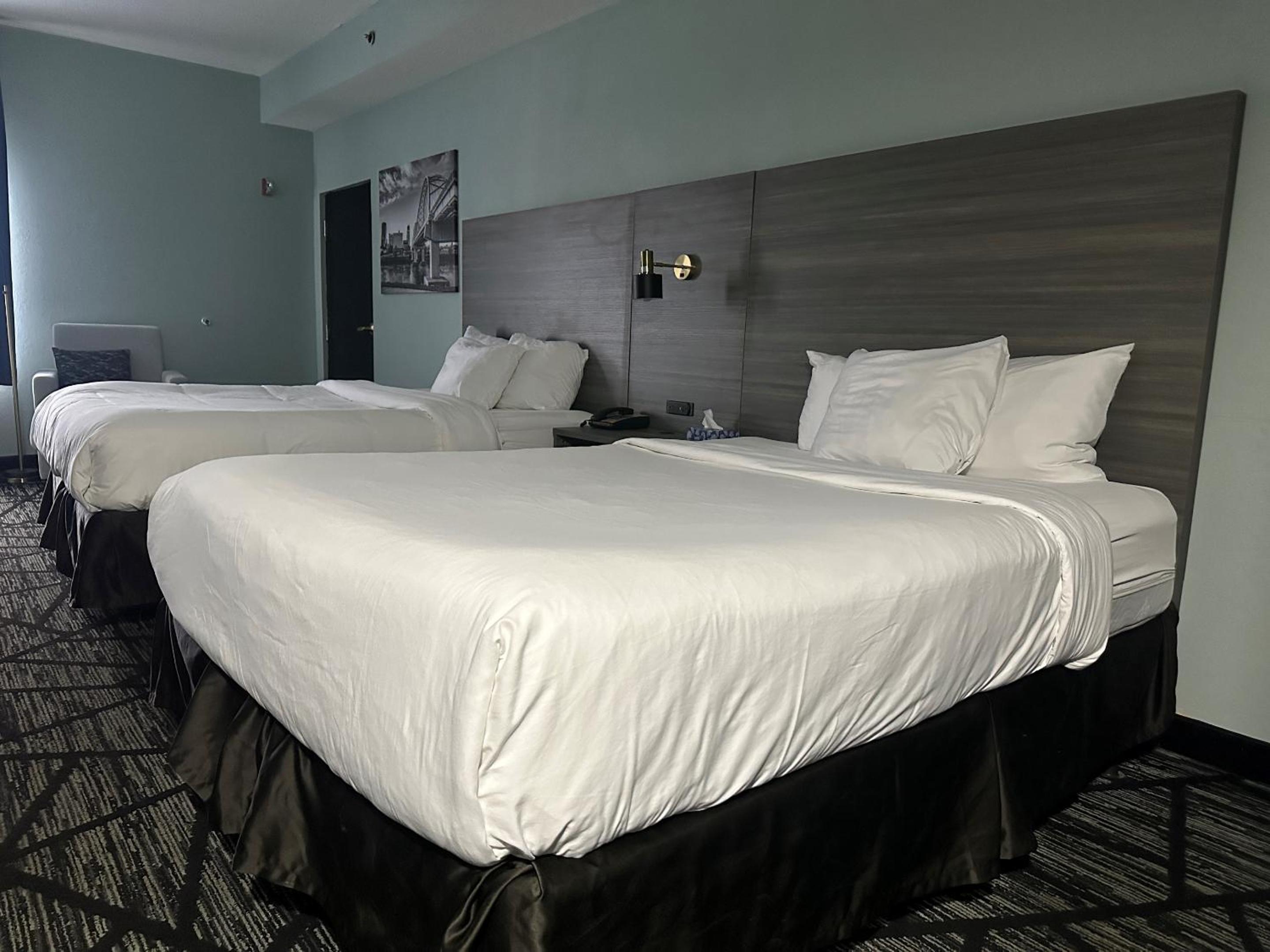 2 Double Beds - Non-Smoking - Photo 3